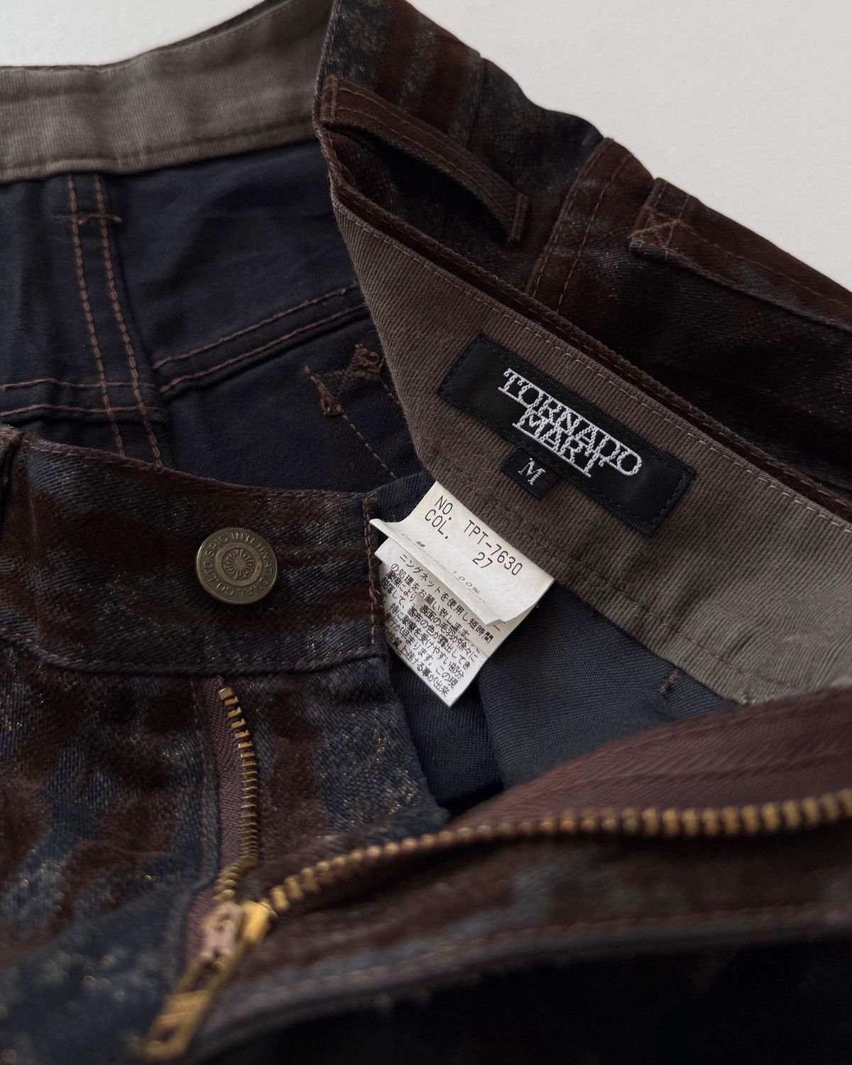 Tornado Mart TORNADO MART VELVET & GLITTER LOW-RISE JEANS Size US 31 - 11 Thumbnail