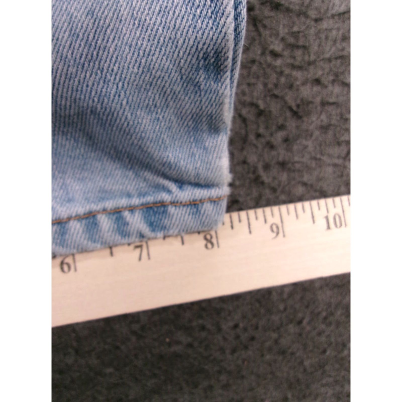 Levi's VINTAGE Levi's 550 Jeans Men 36x30 Blue Relaxed Fit Tapered Light Wash 80s 90s USA Western Mens Size US 36 / EU 52 - 7 Thumbnail