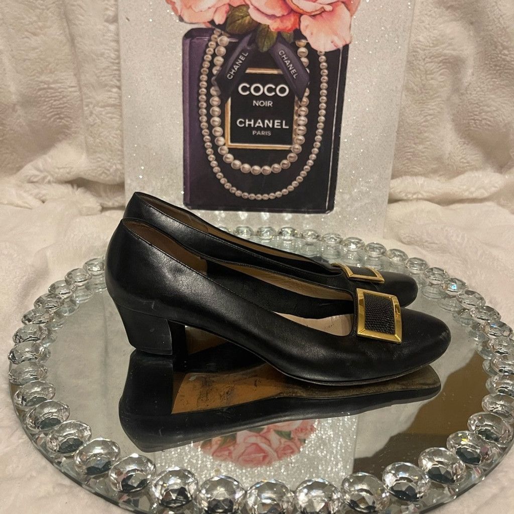 Salvatore Ferragamo Salvatore Ferragamo Ruffina flats size 8B Size US 8 / IT 38 - 2 Thumbnail