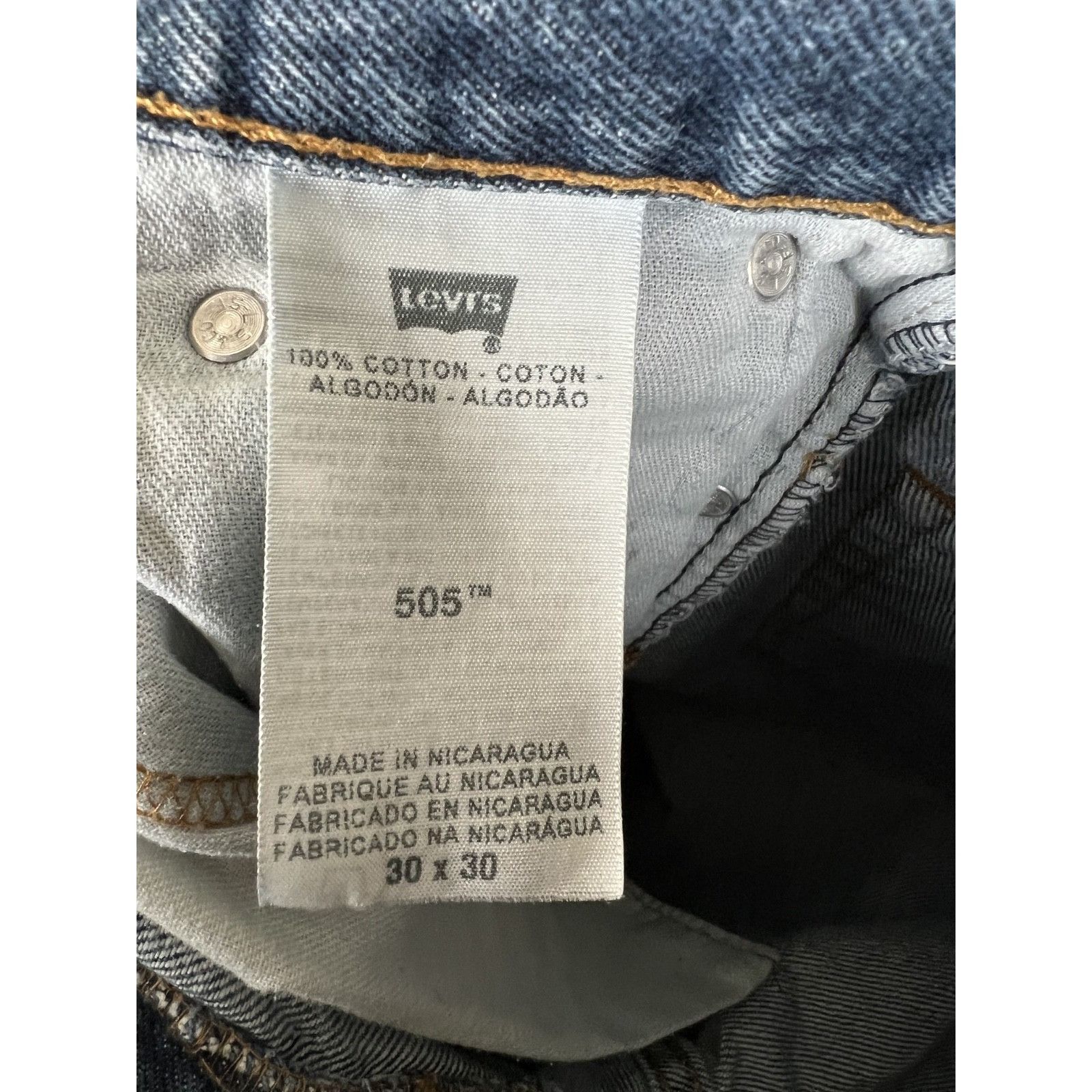 Levi's Vintage Levi’s 505 Denim Jeans Size 30x30 Medium Wash Straig Size US 30 / EU 46 - 5 Thumbnail