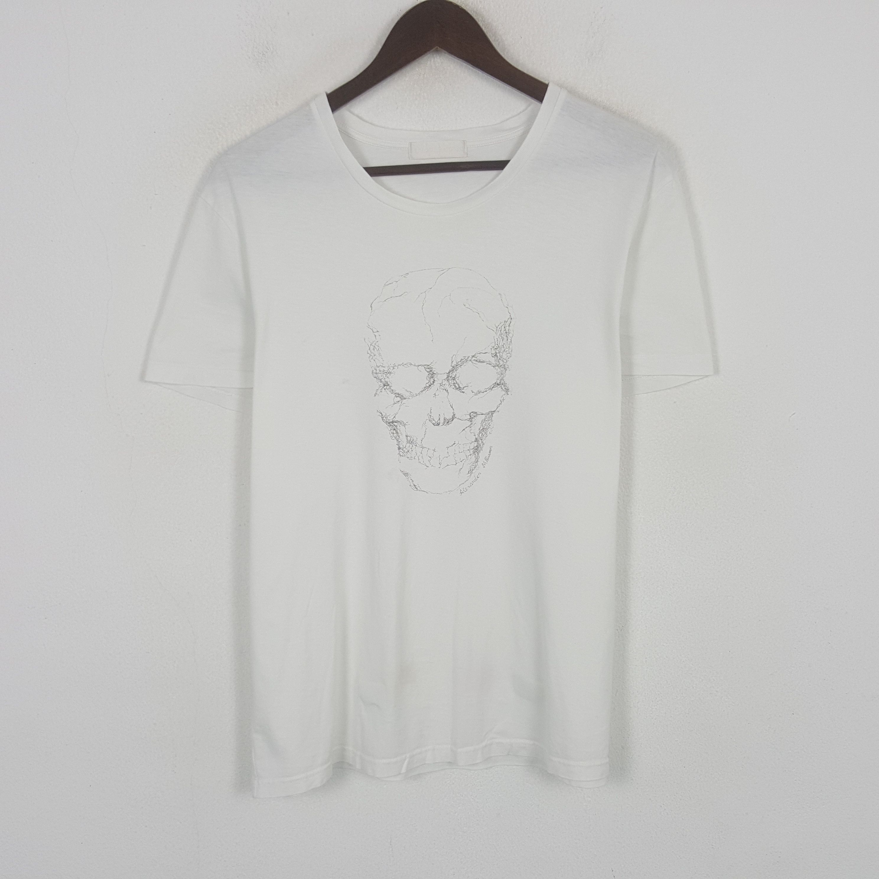 Alexander McQueen Vintage Alexander Mcqueen Skull Tshirt Size US M / EU 48-50 / 2 - 1 Thumbnail
