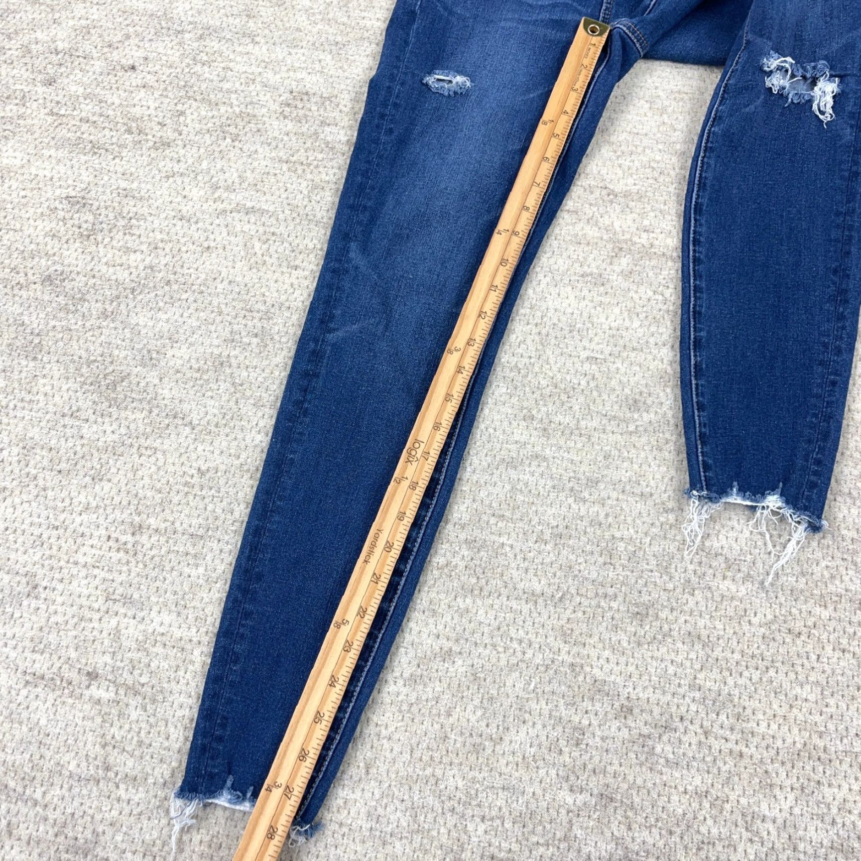 American Eagle Outfitters American Eagle Outfitters Jeans Women 0 Jegging High Rise Stretch Dark Wash Distressed 5-Pocket Denim Blue 28 in Inseam Mens? Size 25" / US 0 / IT 36 - 6 Thumbnail