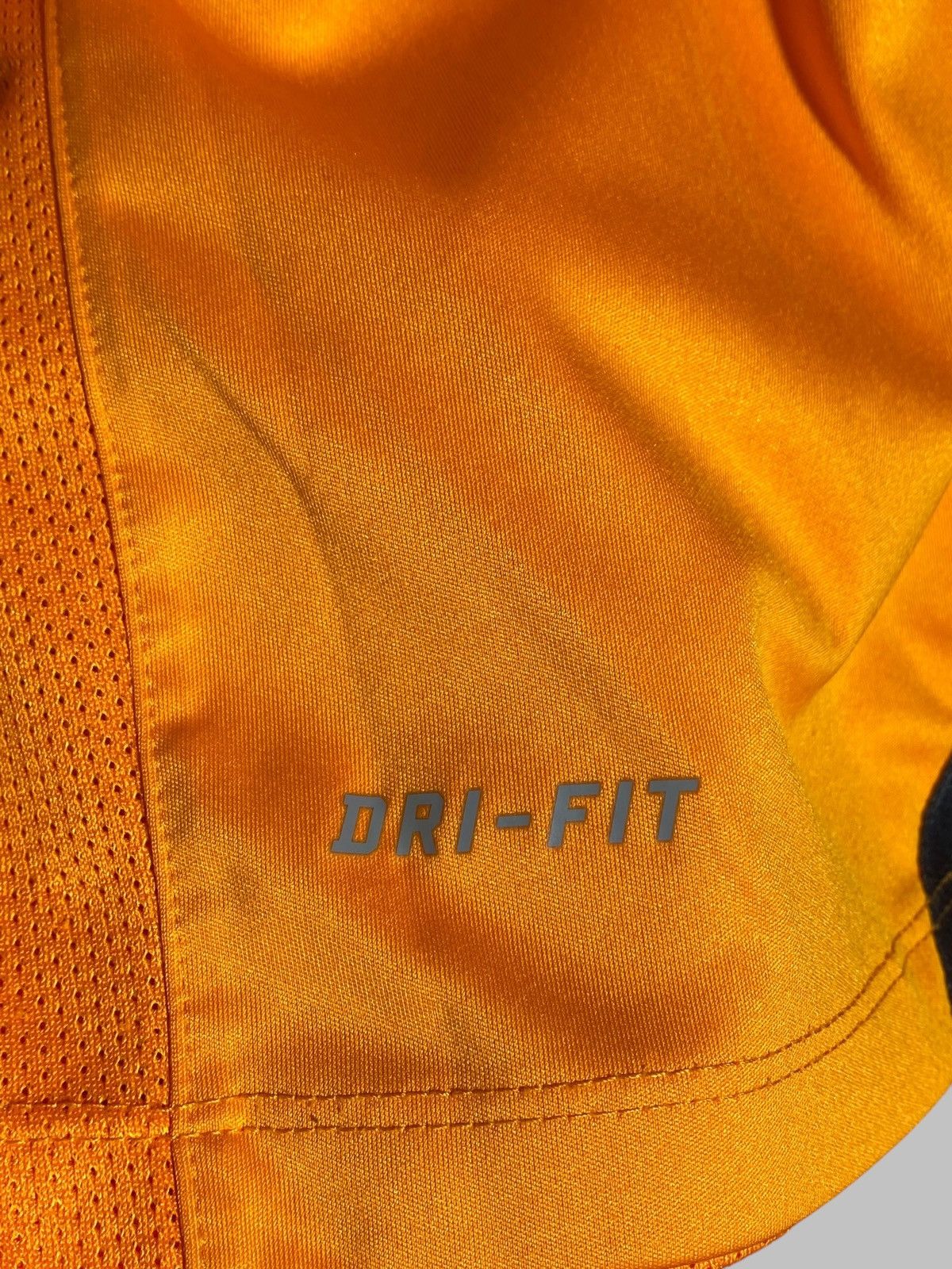 Other Nike Barcelona FC 2012/13 Training Football Shirt Size US S / EU 44-46 / 1 - 11 Thumbnail