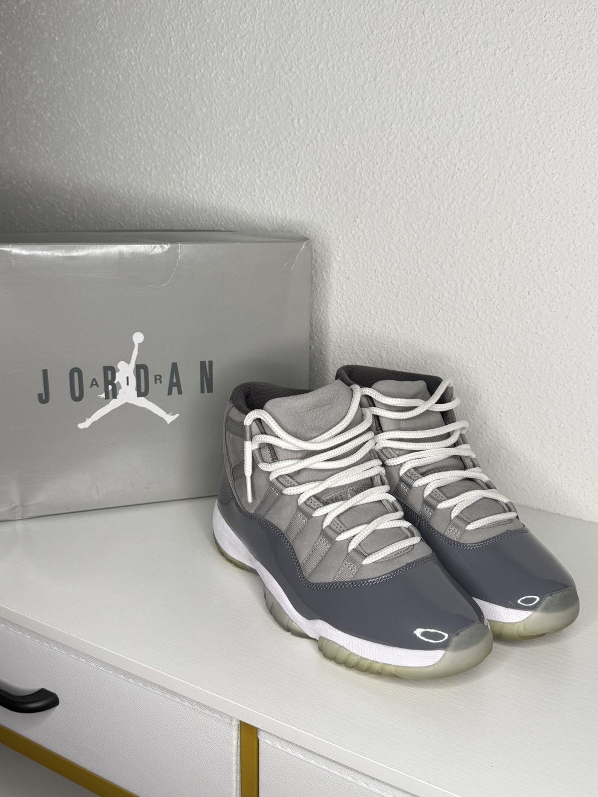 Nike Jordan 11 Retro Cool Grey Size US 9.5 / EU 42-43 - 1 Thumbnail