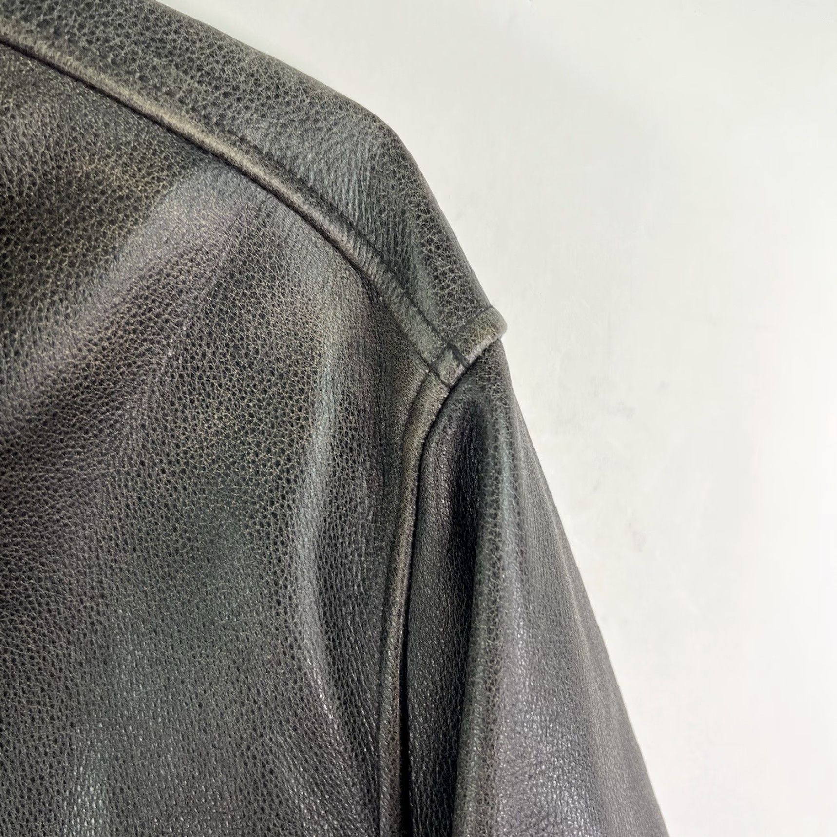 Eddie Bauer Eddie Bauer Leather Jacket Mens XLT Brown Thinsulate Button-Up Mid-Length With Quilted Accents Size US XL / EU 56 / 4 - 3 Thumbnail
