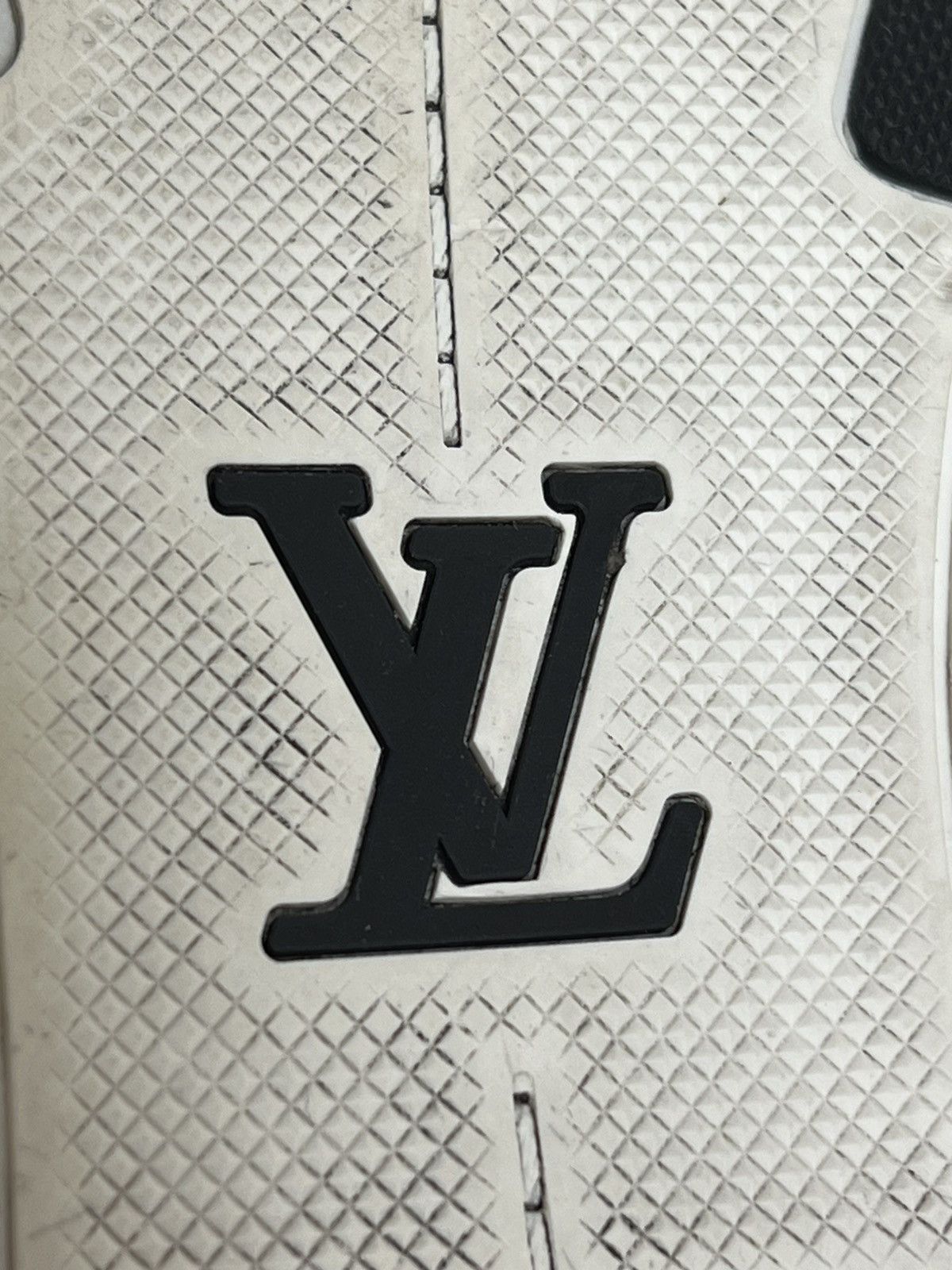 Louis Vuitton Louis Vuitton Archival Damier Leather Suede Sneakers Size US 9 / EU 42 - 18 Thumbnail