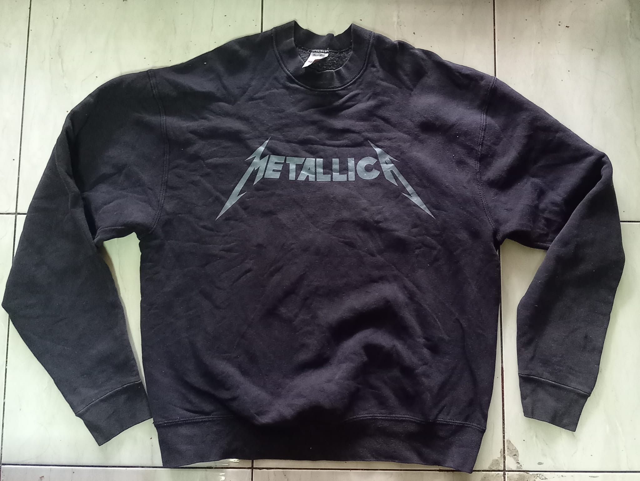 Band Tees × Metallica × Vintage Vintage 90s metallica sweatshirt spellout Size US XL / EU 56 / 4 - 1 Thumbnail