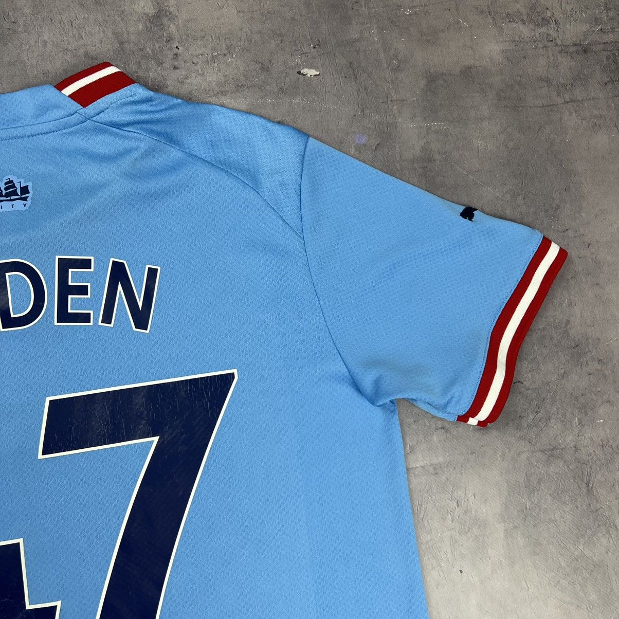 Puma Rare! Foden 47 Puma Manchester City Soccer Jersey Shirt 00s Size US M / EU 48-50 / 2 - 15 Thumbnail