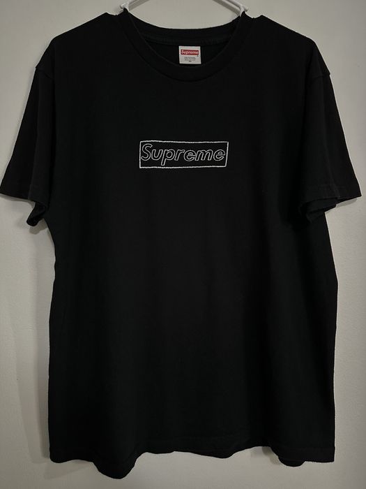 Supreme shop kaws tee