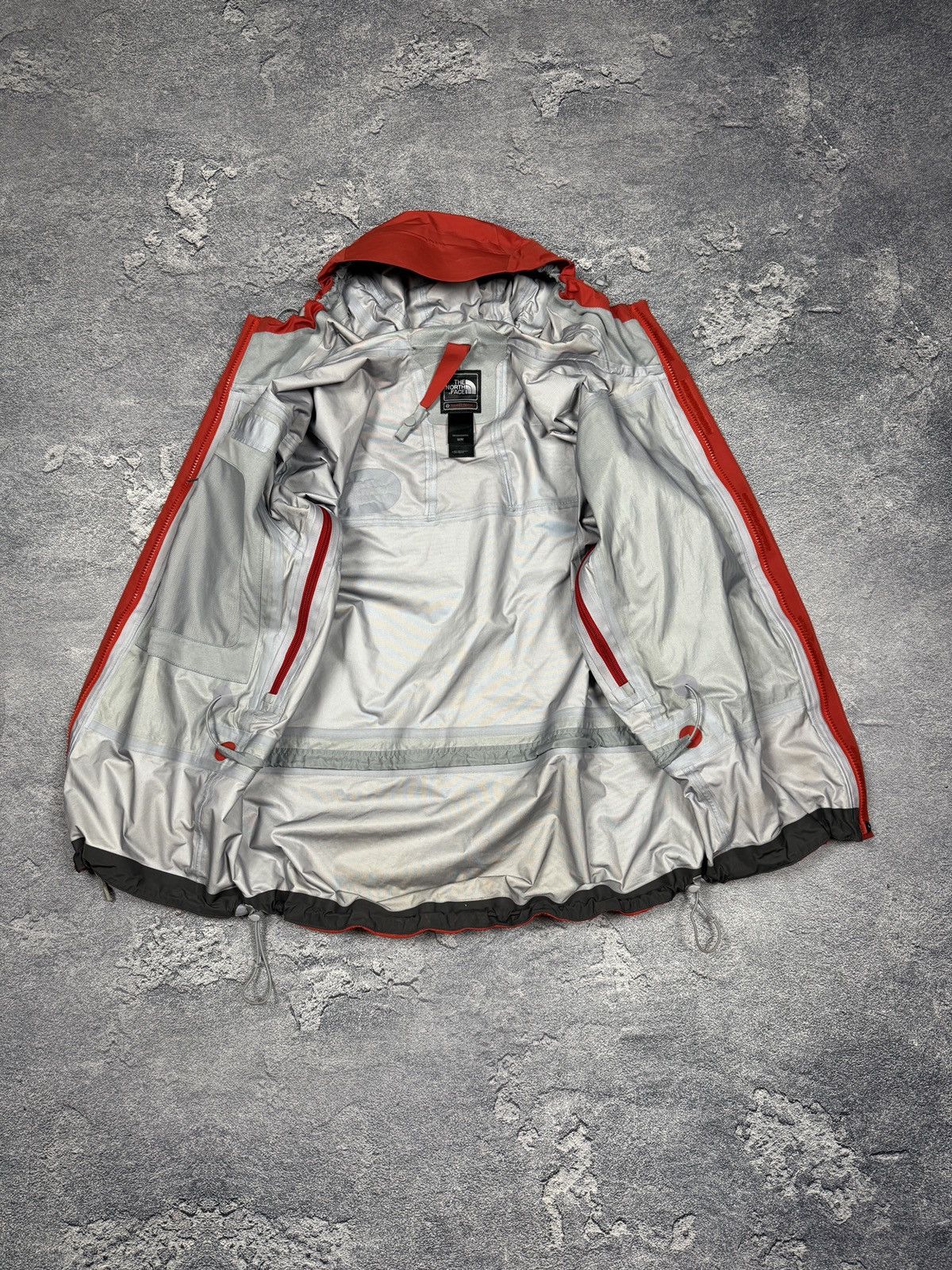 The North Face Outdoor The North Face Jacket Goretex TNF Size US M / EU 48-50 / 2 - 6 Thumbnail