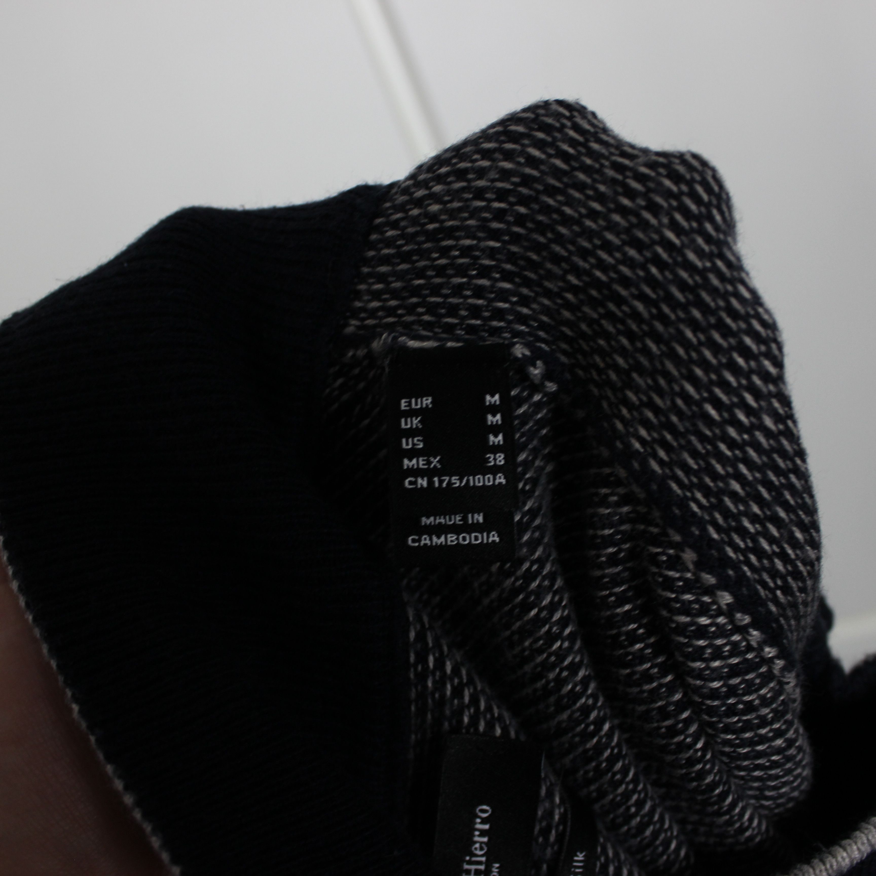 Other Pedro Del Hierro jumper men cotton silk sweater M Luxury Size US M / EU 48-50 / 2 - 13 Thumbnail