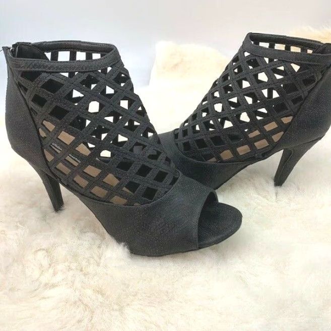 Vintage Michael Antonio Women’s Hunni Heel Sandal – Open Toe, Caged Zip Closure, Black, Size 10 M, Pumps, Stiletto, 4.5+ in Heel, Ladies Shoes Size US 10 / IT 40 - 3 Thumbnail