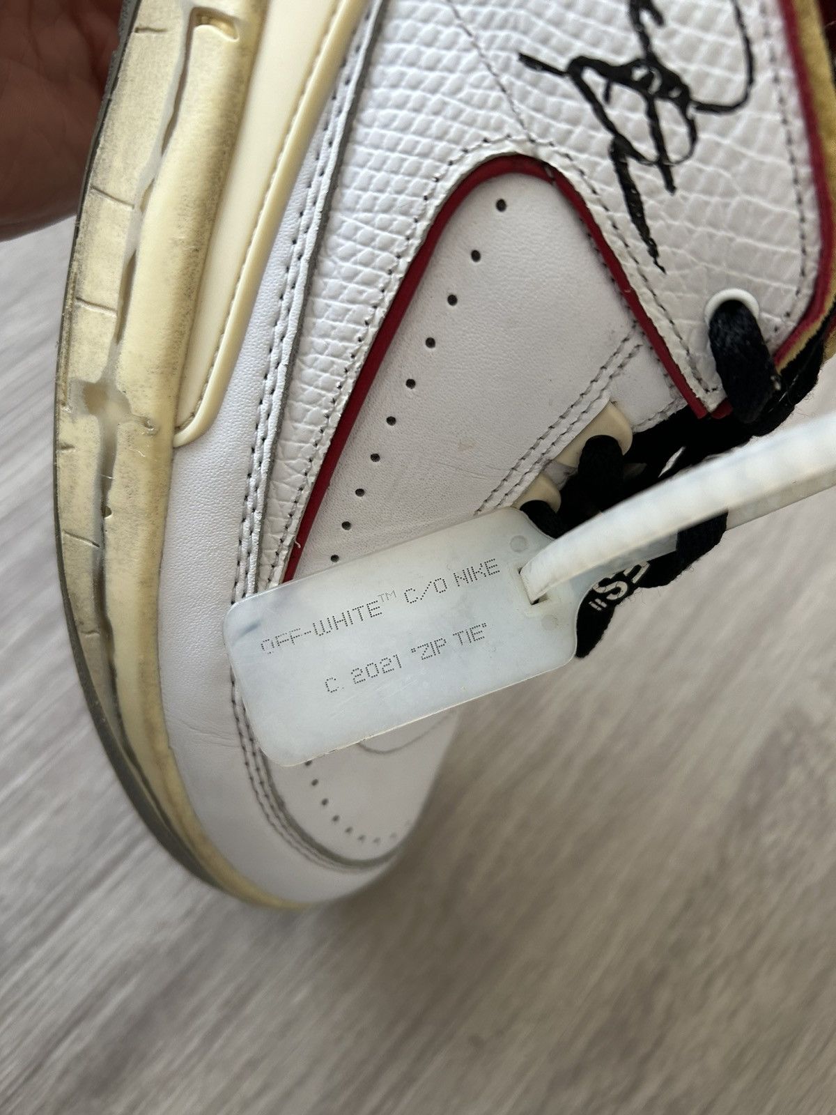 Jordan Brand × Off-White Off-White X Air Jordan Retro 2 Low White Varsity Red Size 11 Size US 11 / EU 44 - 18 Thumbnail