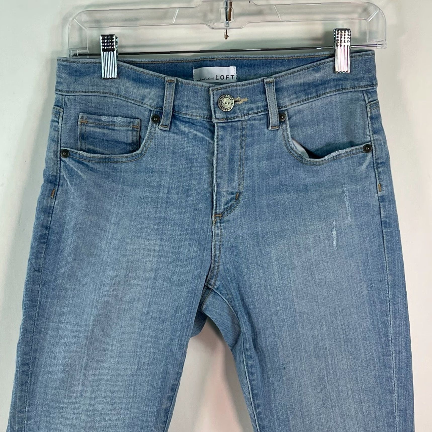 Loft Loft Jeans Women's Modern Skinny Distressed Hem Ankle Blue Denim Size 27/4 28X29 Size 27" / US 4 / IT 40 - 2 Thumbnail