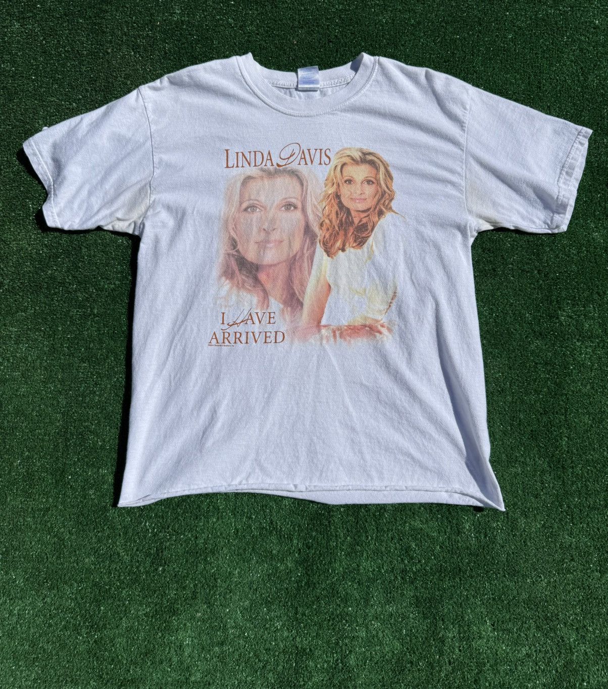 Gildan × Vintage ‘04 Linda Davis White T Size US L / EU 52-54 / 3 - 1 Thumbnail