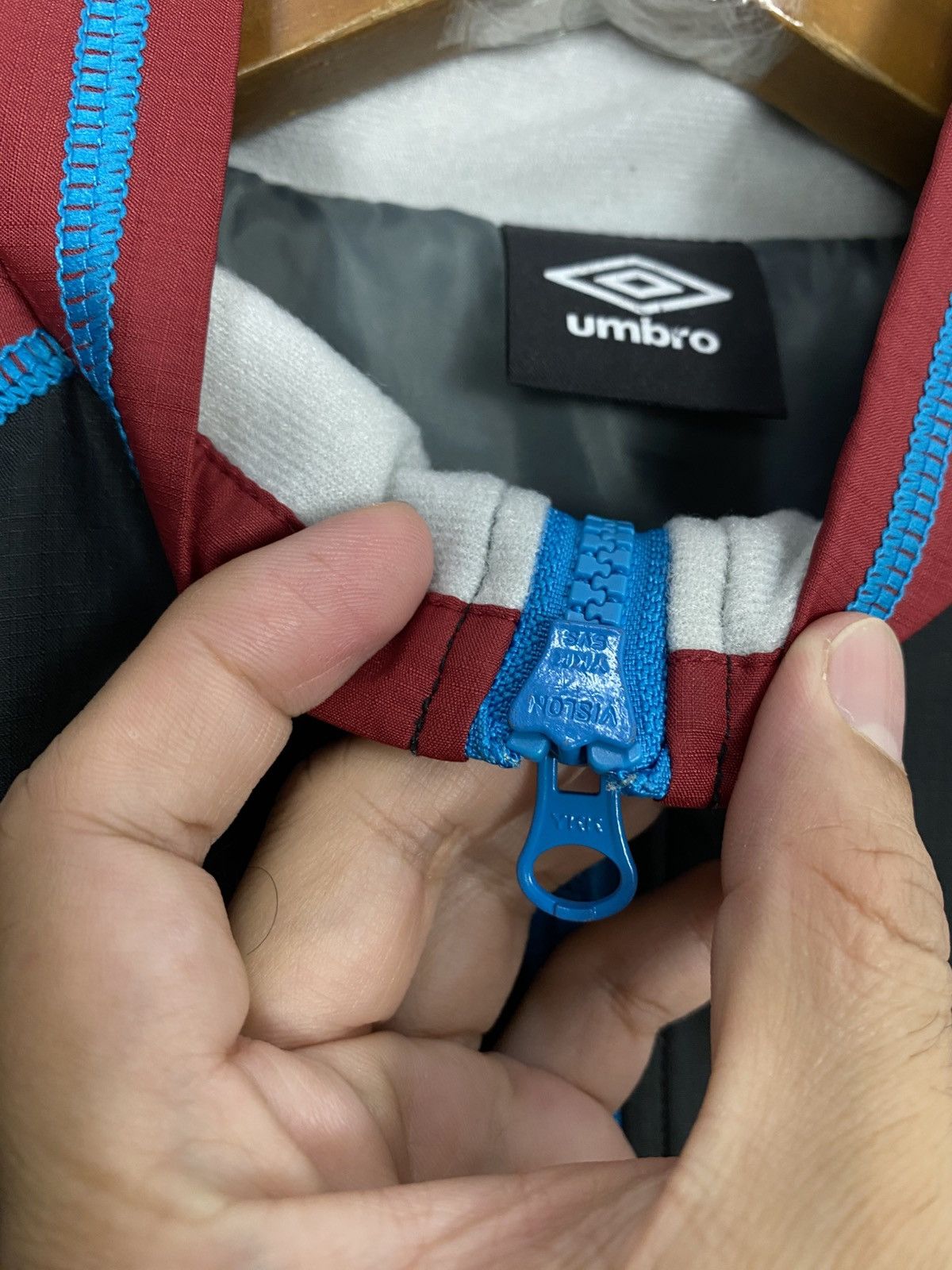Umbro Rare‼️ Umbro England Jacket for Boys Size US S / EU 44-46 / 1 - 5 Thumbnail