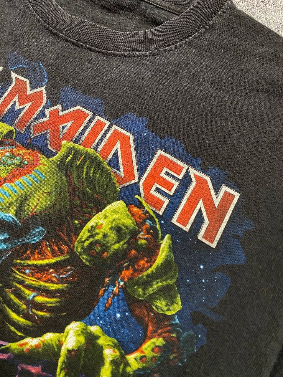 Iron Maiden Vintage Iron Maiden T-shirt with the 2011 Tour Size US S / EU 44-46 / 1 - 3 Thumbnail