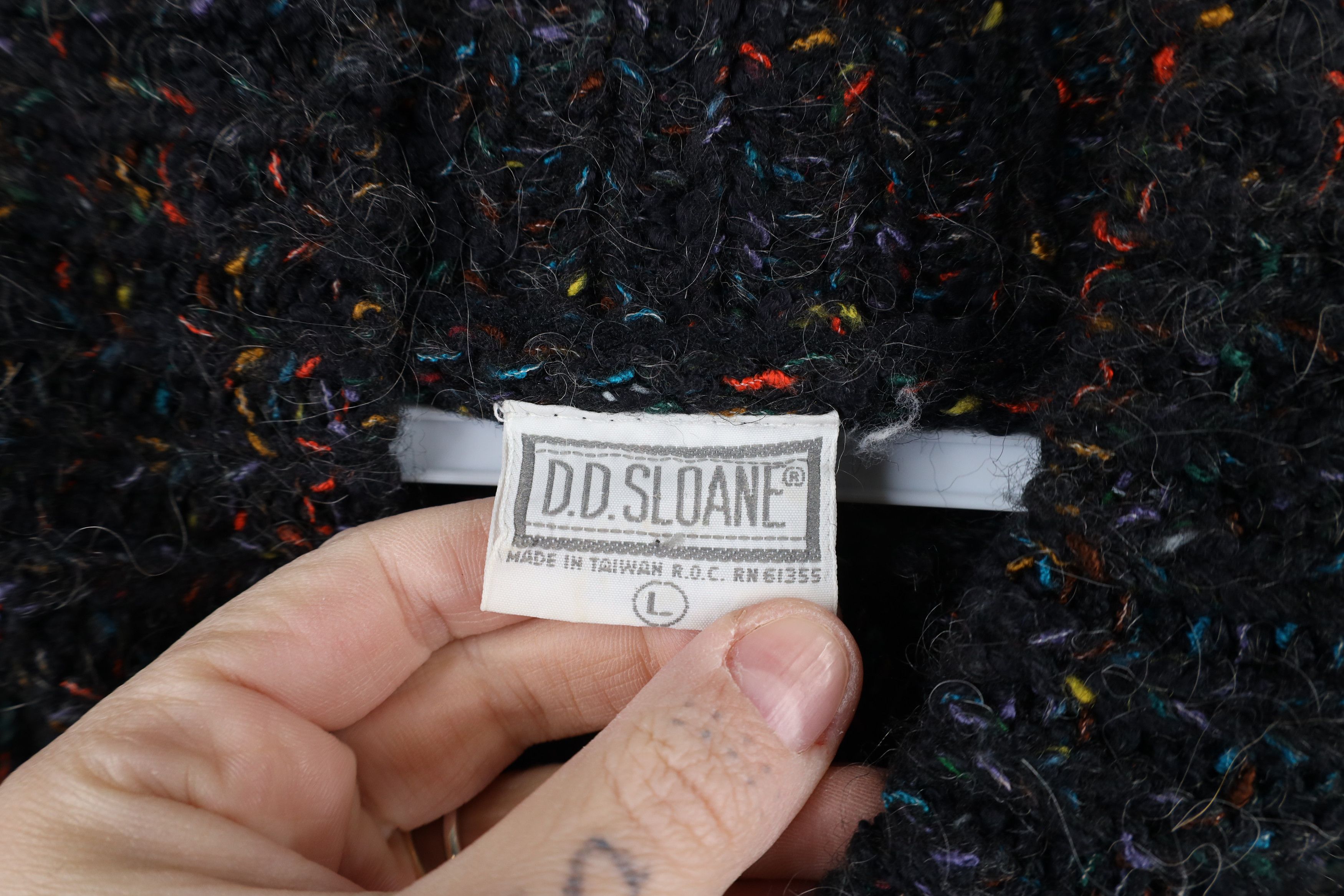 Vintage Vintage 90s Streetwear Knit Rainbow Fleck Collared Sweater Size L / US 10 / IT 46 - 7 Thumbnail