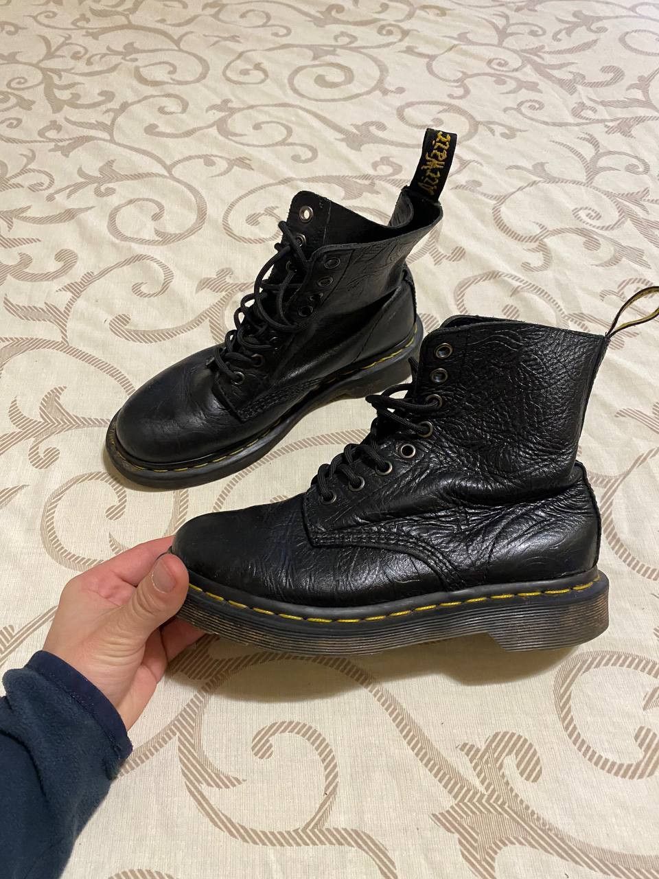 Dr. Martens Dr. Martens 1460 8-Eye – Pebbled Leather – Made in England Size US 5 / IT 35 - 1 Thumbnail