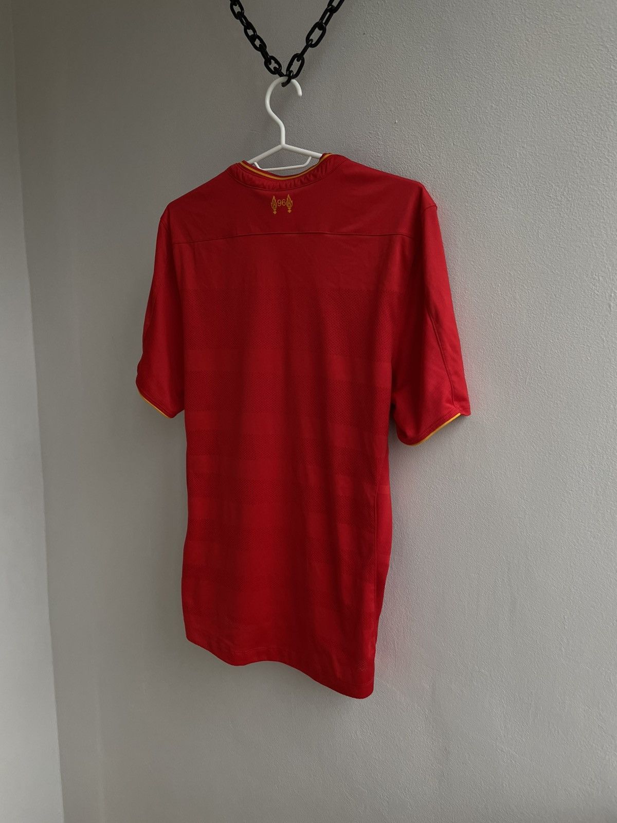 Vintage Liverpool 2016 2017 Home Football Shirt Soccer Jersey Size US M / EU 48-50 / 2 - 14 Thumbnail
