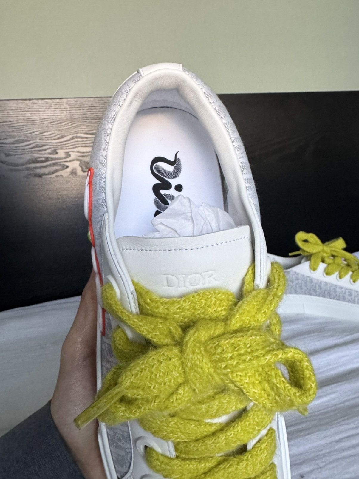 Dior × Kaws Dior x Kaws B33 Size US 10.5 / EU 43-44 - 6 Thumbnail
