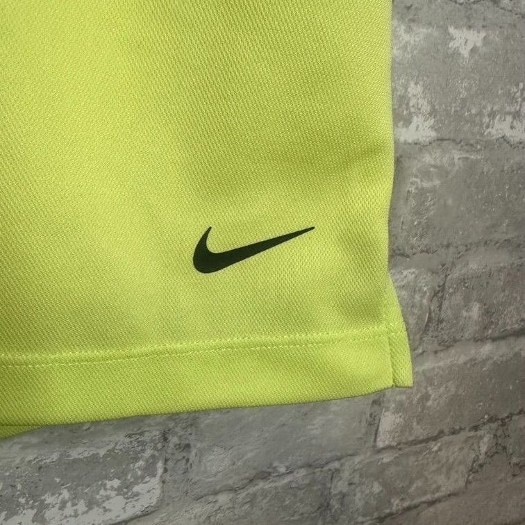 Nike Nike Women's Dri-Fit Victory Golf Polo NWT Size Small (Lemon Size S / US 4 / IT 40 - 6 Thumbnail