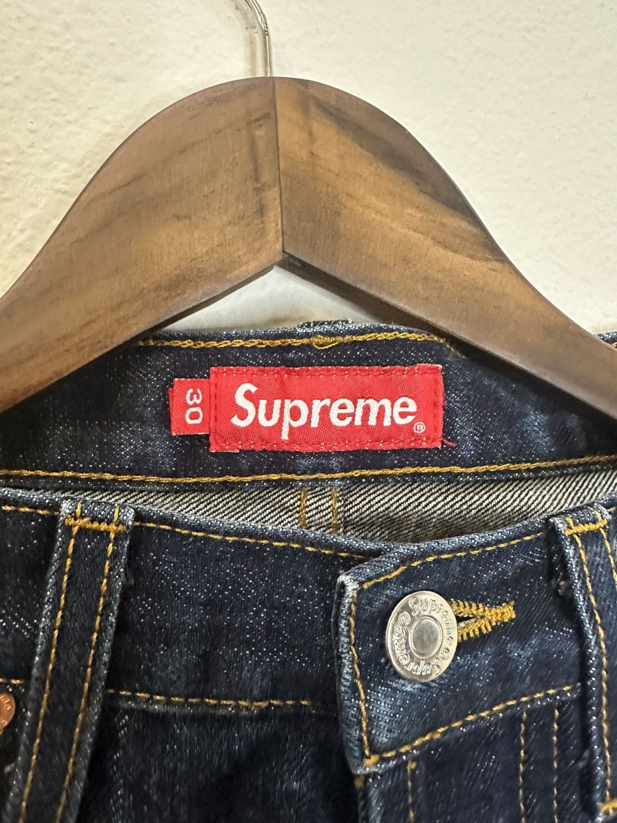 Supreme Supreme Selvedge Classic Denim Size 30 Good Condition Size US 30 / EU 46 - 4 Thumbnail