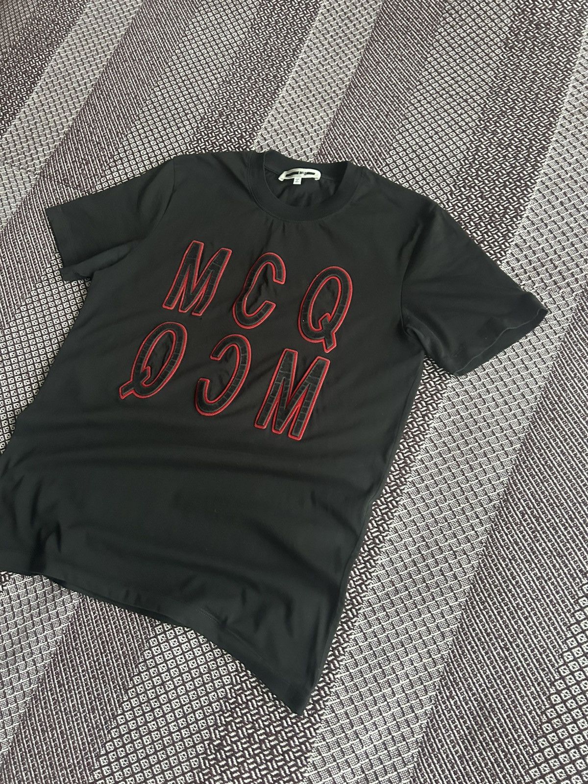 MCQ MCQ Big Logo T-shirt Streetwear Style Unisex Size Medium Size US M / EU 48-50 / 2 - 2 Thumbnail