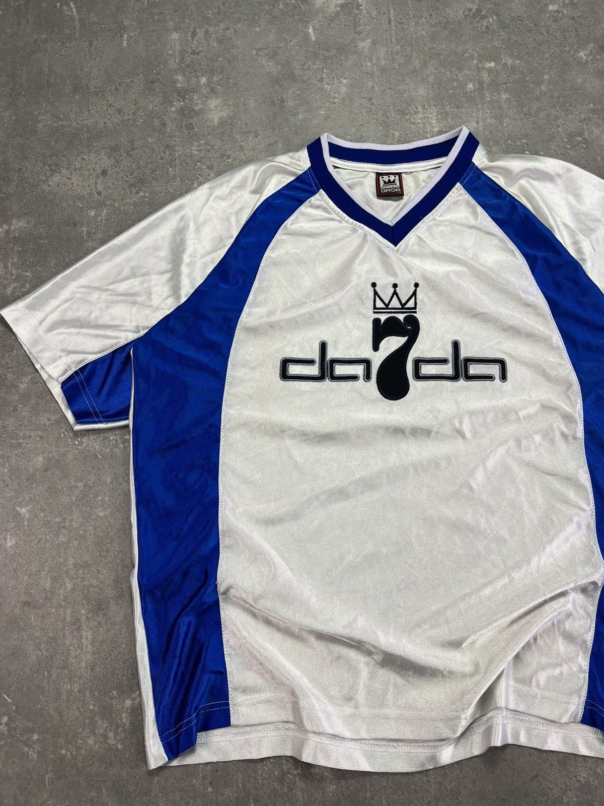 Damani Dada Vintage Damani Dada Y2K Big Logo Jersey Tee Rare 90s 00s Size US L / EU 52-54 / 3 - 3 Thumbnail