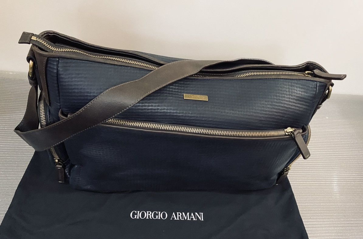 Giorgio Armani GA 🇮🇹 dk bleu dimpled lambskin carry on travel bag unisex NEW Size ONE SIZE - 12 Thumbnail