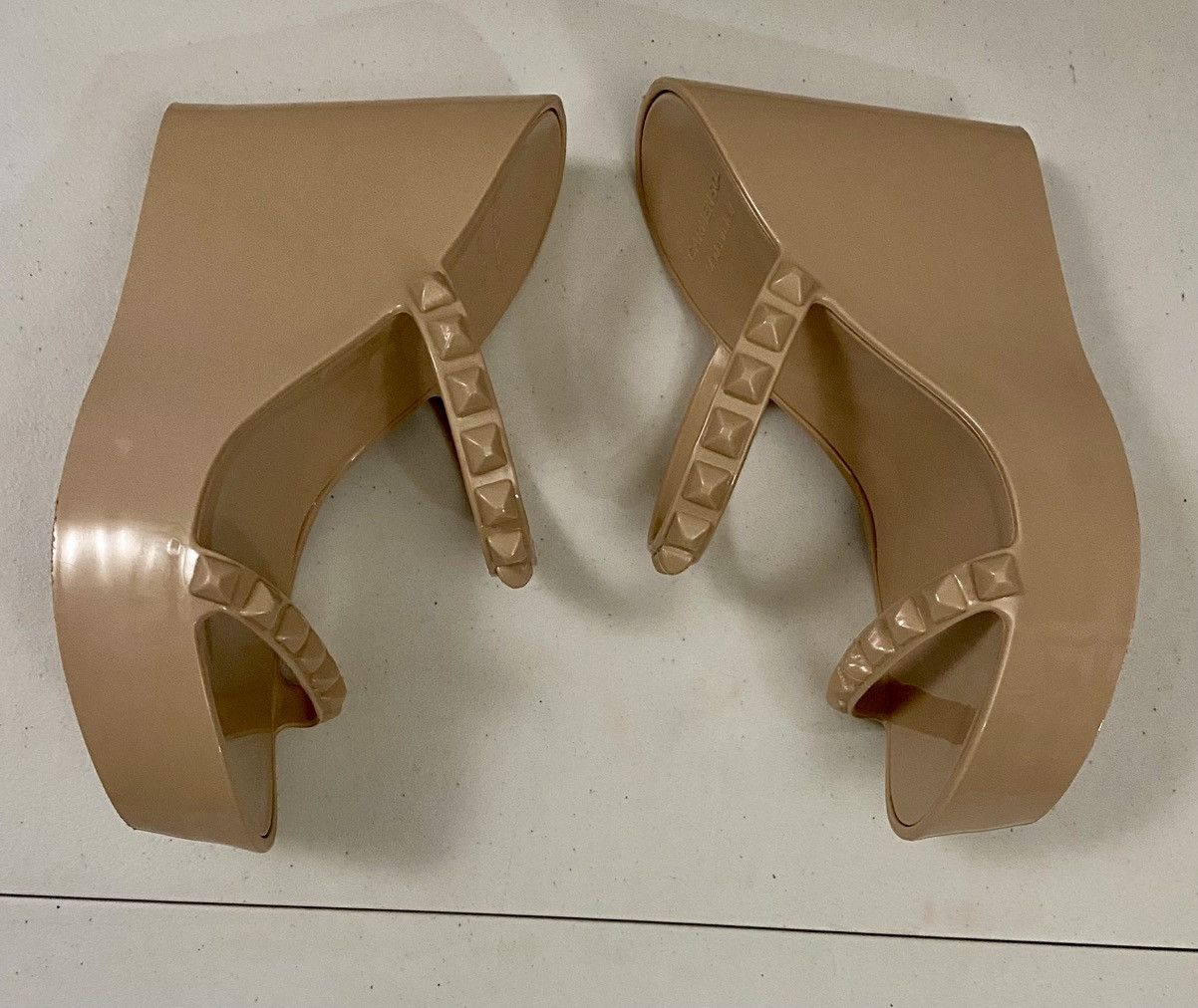 Other Carmen Sol 🇮🇹 Tonino Studded Jelly Wedge Sandals Nude 8 US Size US 8 / IT 38 - 4 Thumbnail