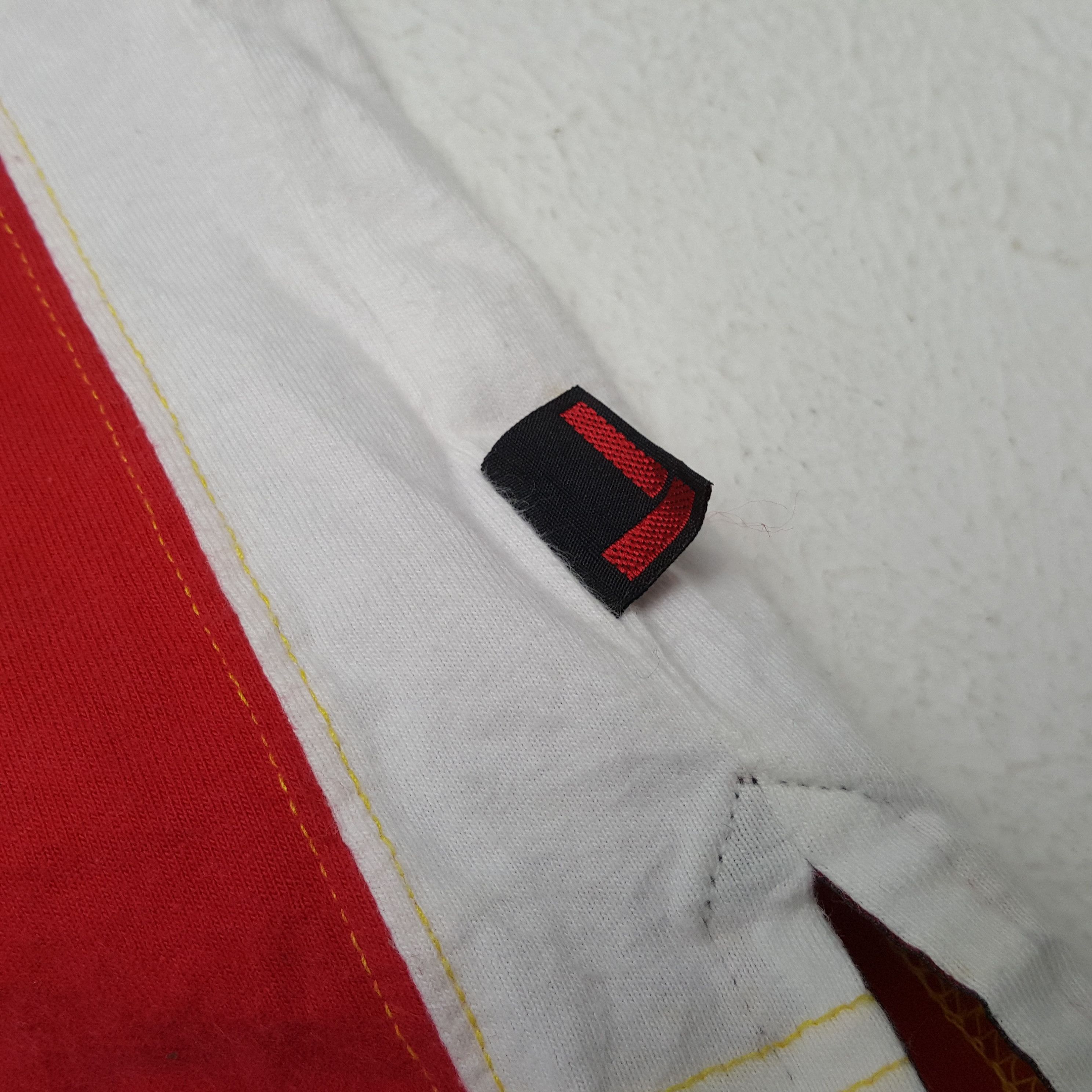 Fubu × Vintage FUBU Skater Skateboard Hip Hop Music Style Tshirt Size US XL / EU 56 / 4 - 4 Thumbnail