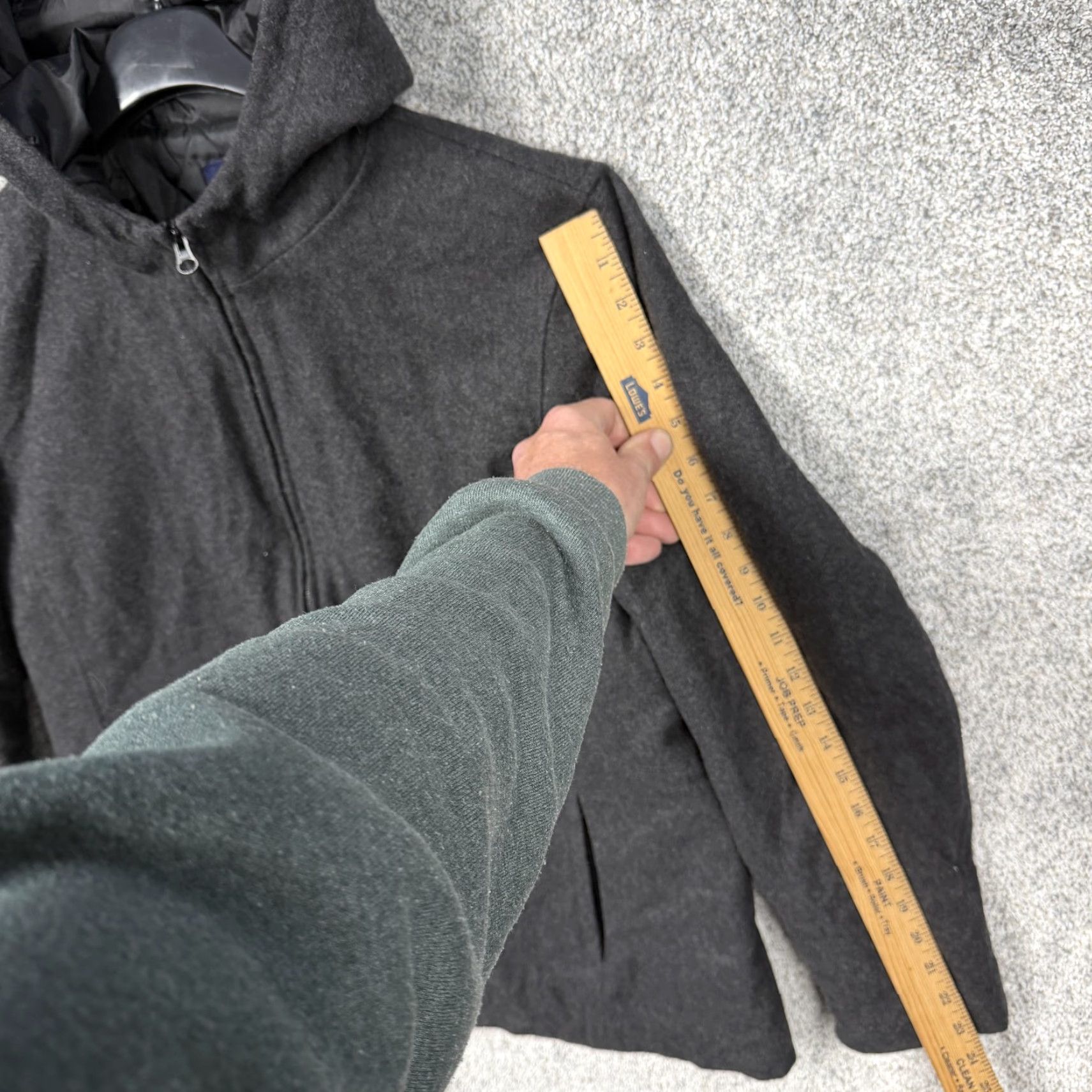 Gap VINTAGE Gap Jacket Mens Large Gray Wool Hooded Parka Full Zip Quilted Lined Padded Pockets 00s Size US L / EU 52-54 / 3 - 2 Thumbnail