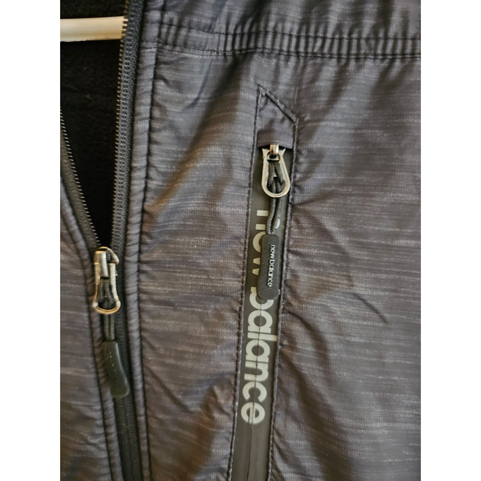 New Balance New Balance Black Men's M Zip-Up Sweatshirt/Jacket - 130893 Size US M / EU 48-50 / 2 - 2 Thumbnail