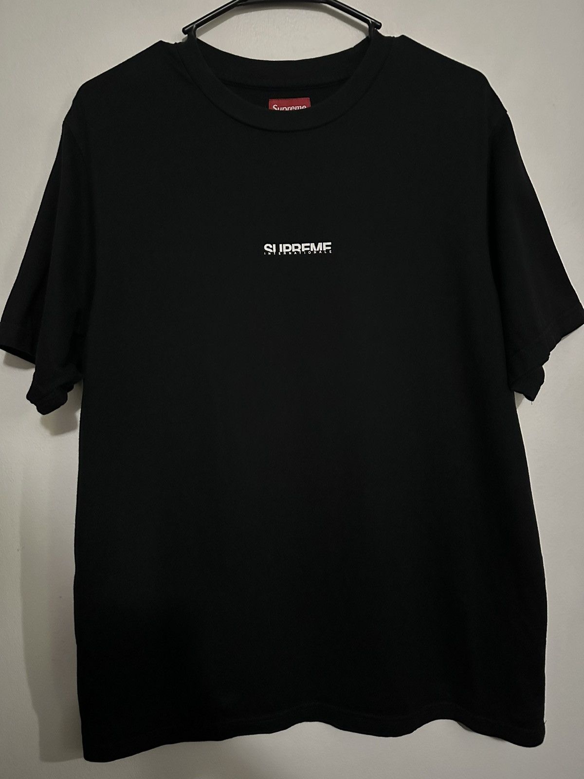 Supreme Supreme Internationale S/S Top Tee Size US M / EU 48-50 / 2 - 1 Thumbnail