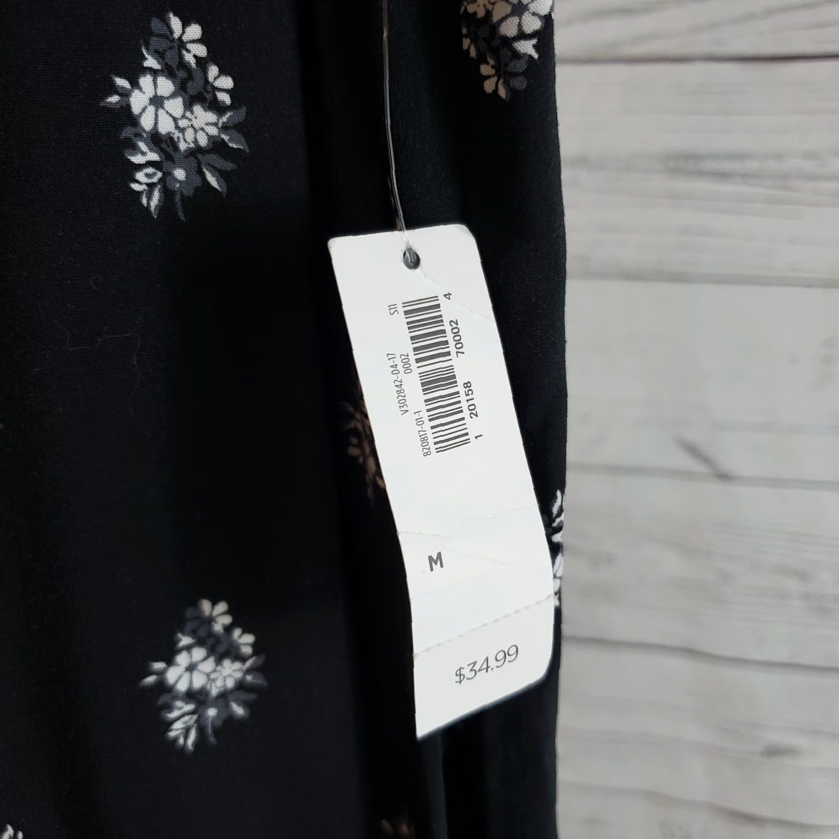 Old Navy Old Navy Womens Dress Sz Medium Floral Long Sleeve V-Neck Rayon Black White Dress Size M / US 6-8 / IT 42-44 - 5 Thumbnail