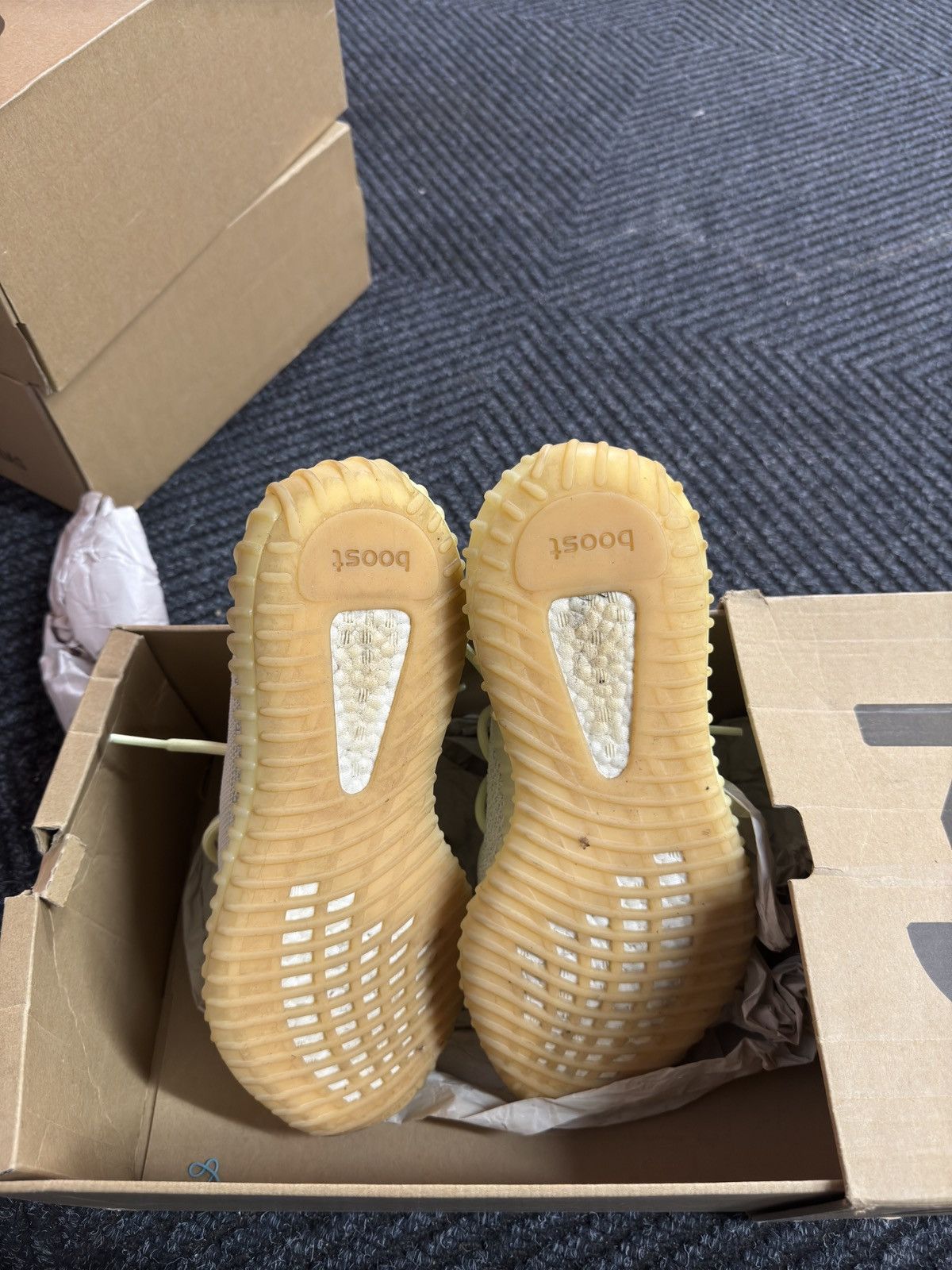 Adidas × Yeezy Adidas Yeezy 350v2 “Butter” Size US 9 / EU 42 - 4 Thumbnail