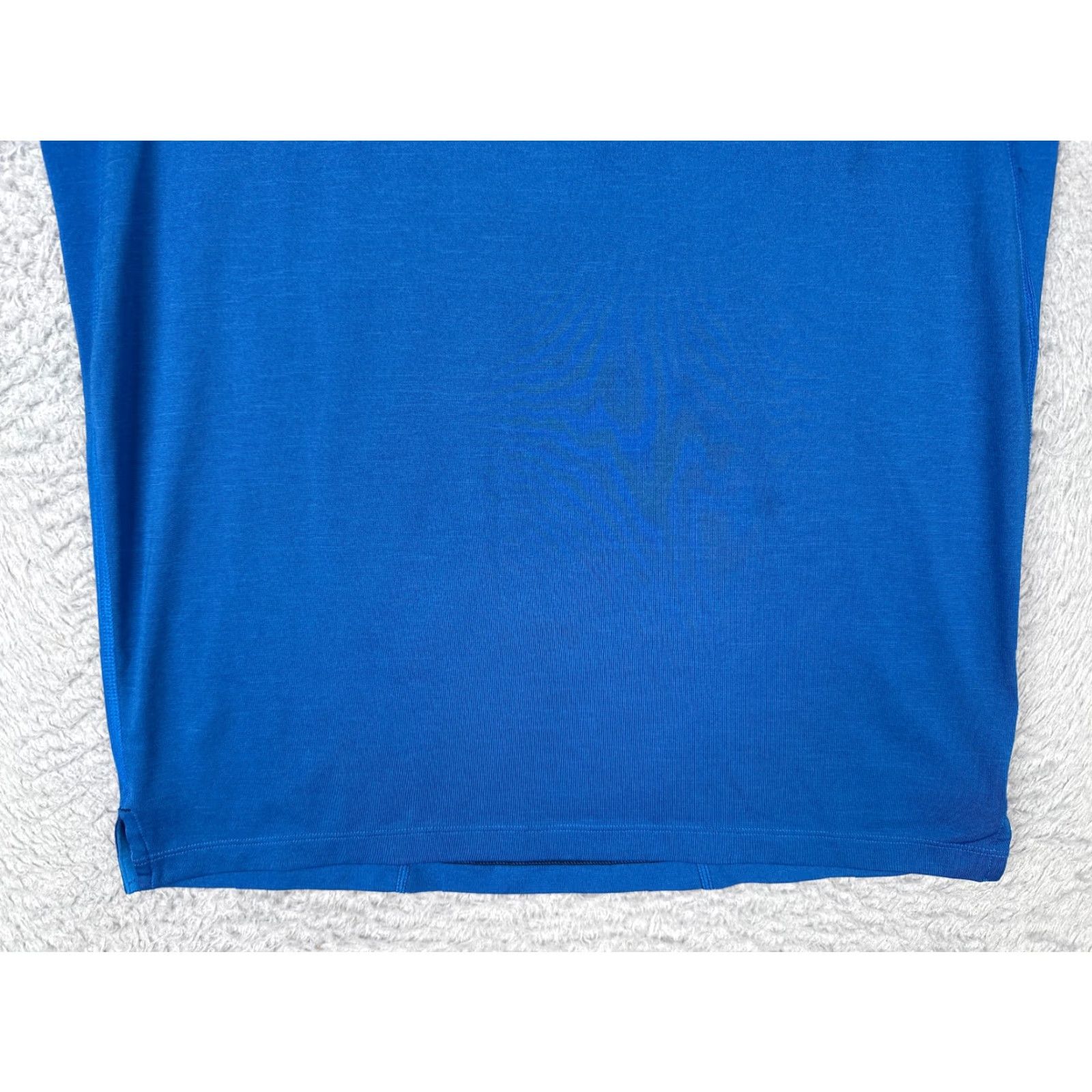 The North Face The North Face Shirt Men M Blue 100% Polyester Short Sleeve Crew Neck All Seasons Moisture Wicking T-Shirt Regular Mens Size US M / EU 48-50 / 2 - 5 Thumbnail