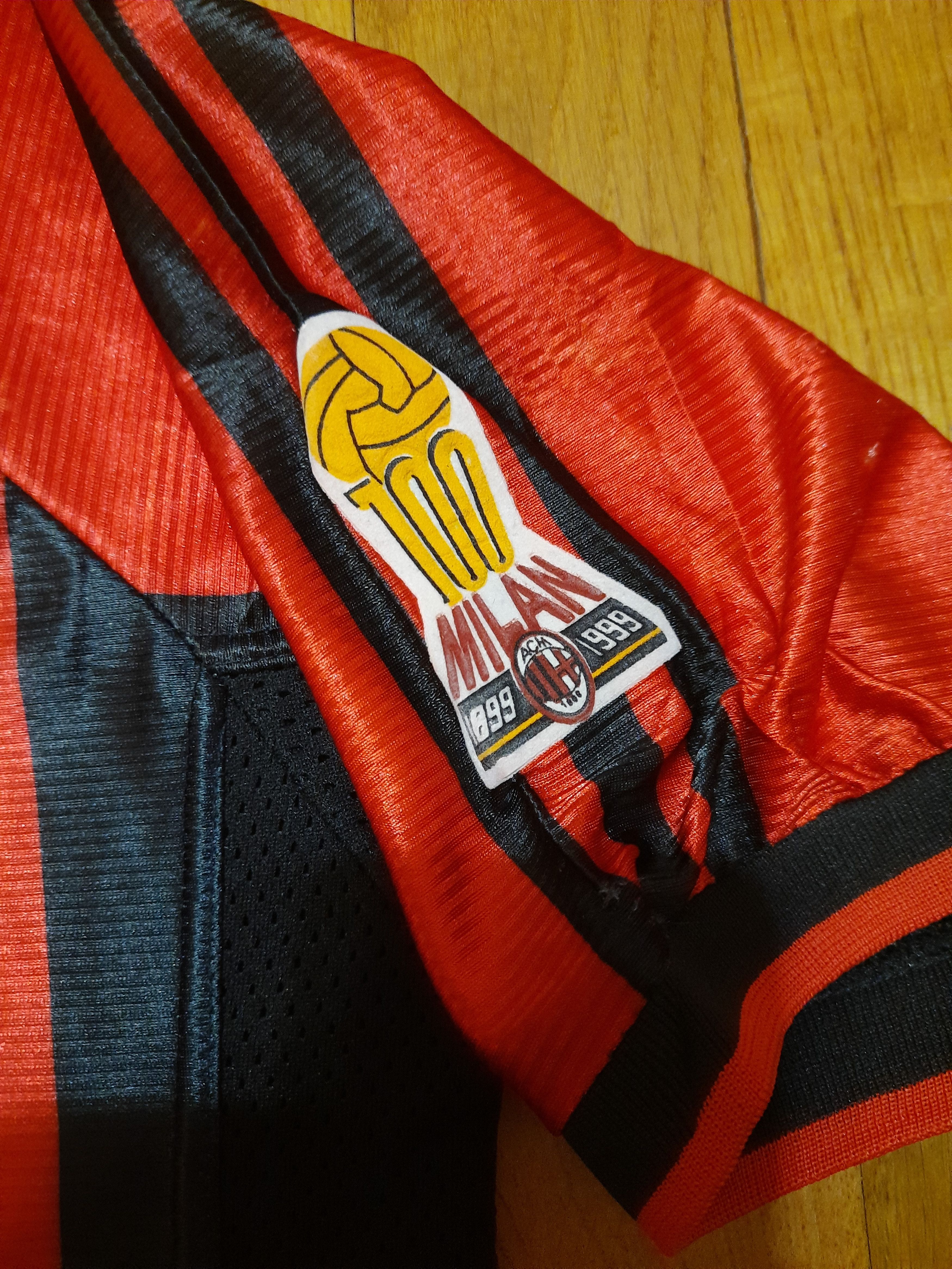 Other A. C. Milan Retro 100 Anniversary Football Soccer jersey Size US M / EU 48-50 / 2 - 3 Thumbnail