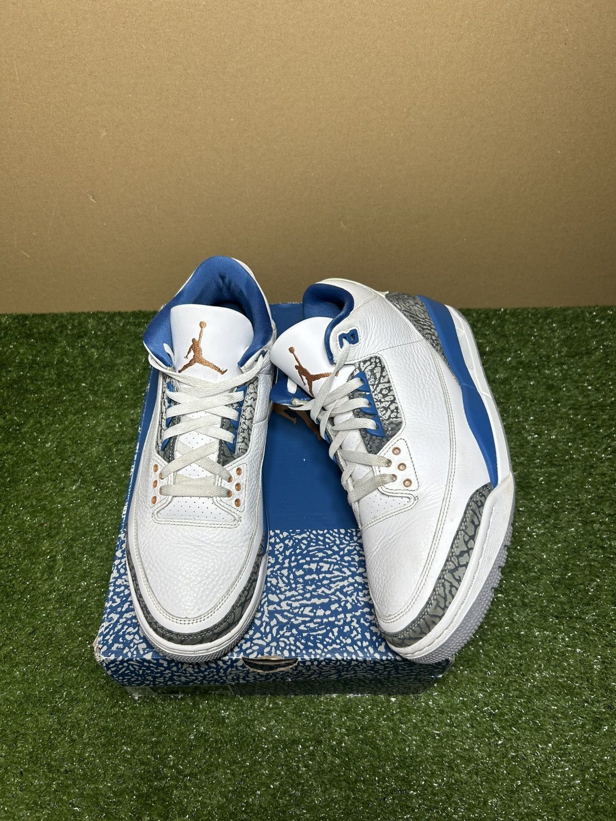 Jordan Brand Jordan 3 wizard Size US 11 / EU 44 - 1 Thumbnail