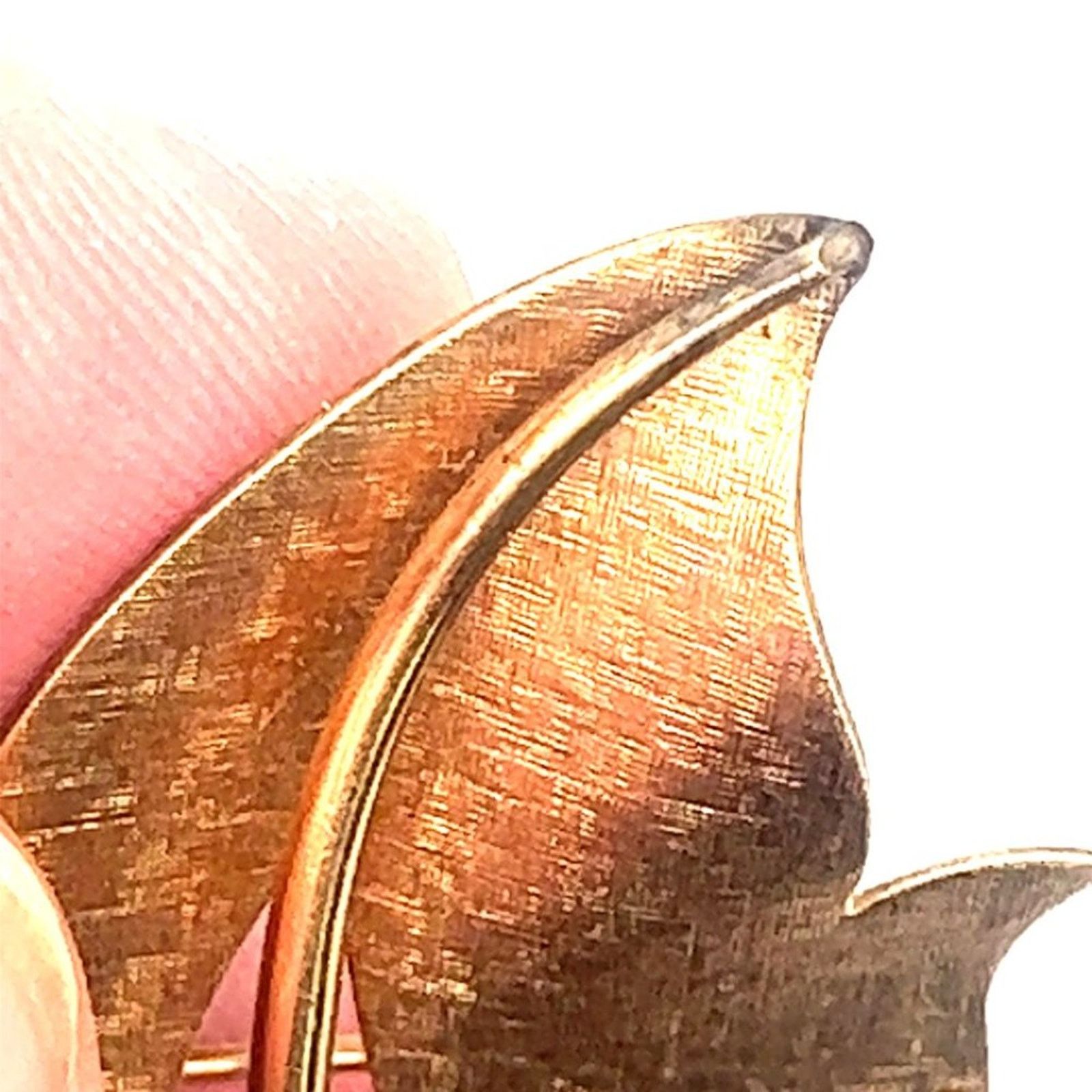& Other Stories Vintage Signed AZ 12K Gold Filled Brushed Leaf Brooch Pin Size ONE SIZE - 3 Thumbnail
