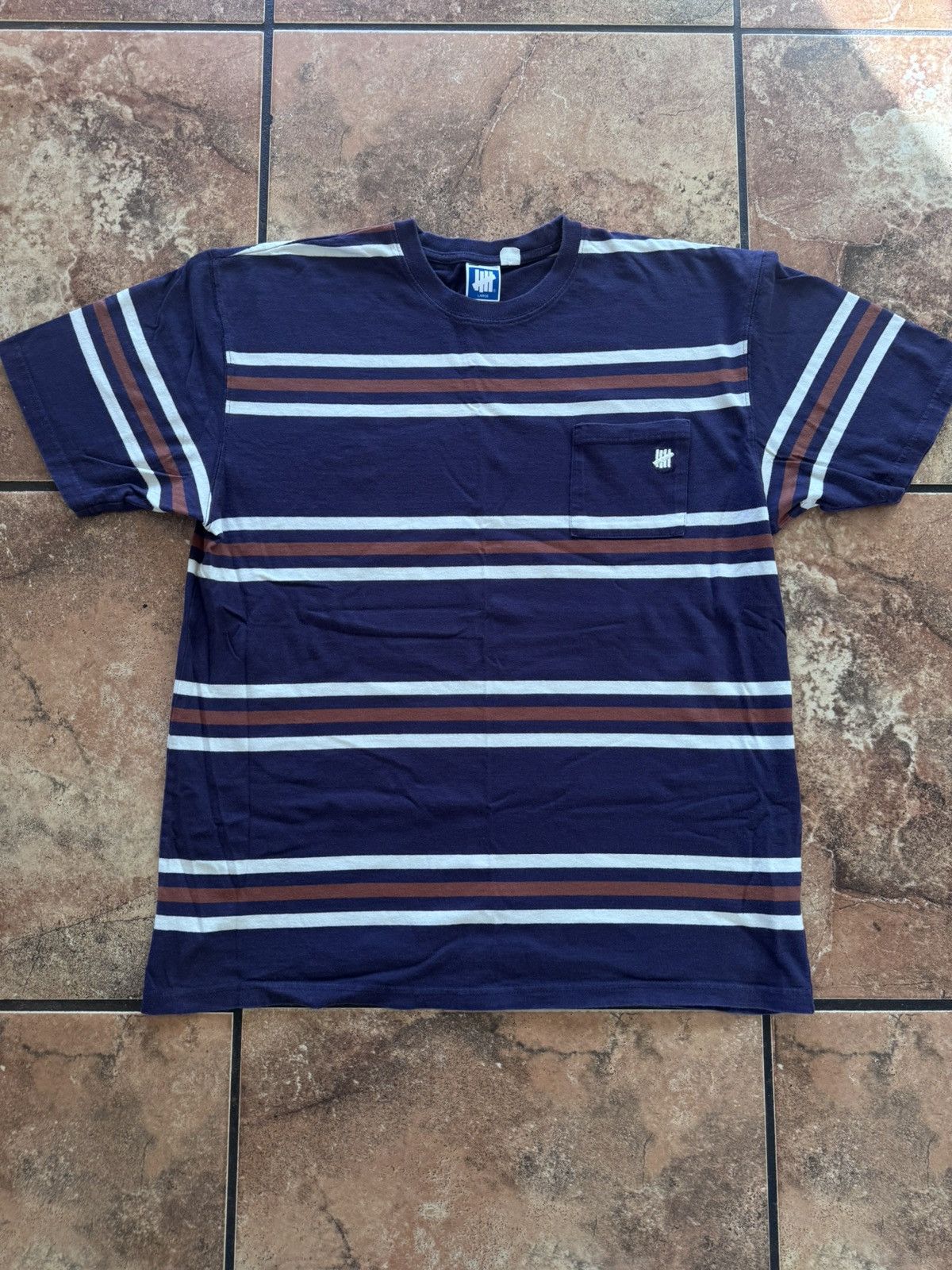Undefeated Undefeated T-shirt Size US L / EU 52-54 / 3 - 1 Thumbnail