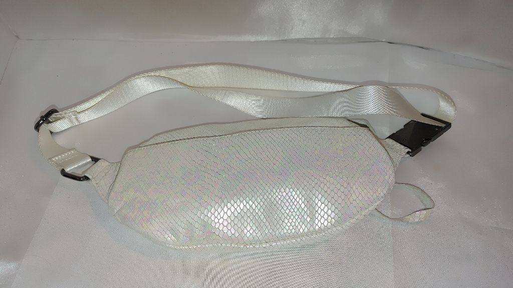 The Unbranded Brand Aimee Kestenberg Milan Convertible BeltBag Holographic White Size ONE SIZE - 3 Thumbnail