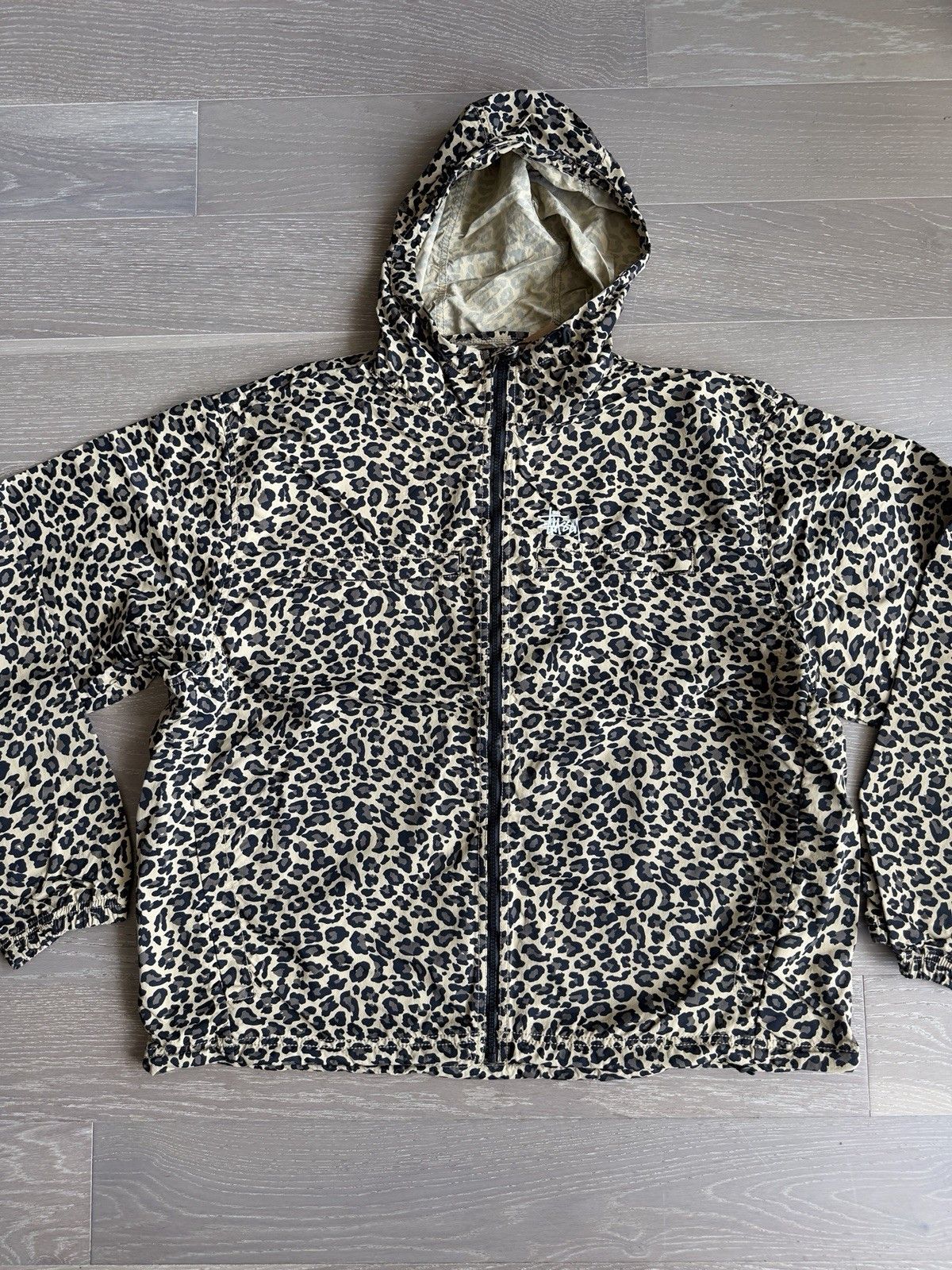 Stussy XL STUSSY Lightweight Hooded Jacket Cheetah Nylon Zip Up Size US XL / EU 56 / 4 - 1 Thumbnail