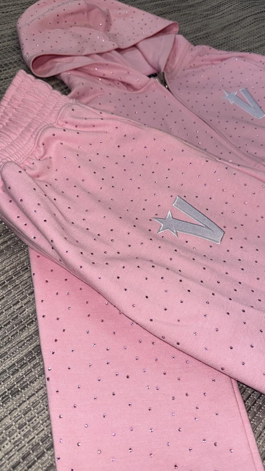 Other Very Distant Pink Sweatsuit Set Size US XL / EU 56 / 4 - 2 Thumbnail