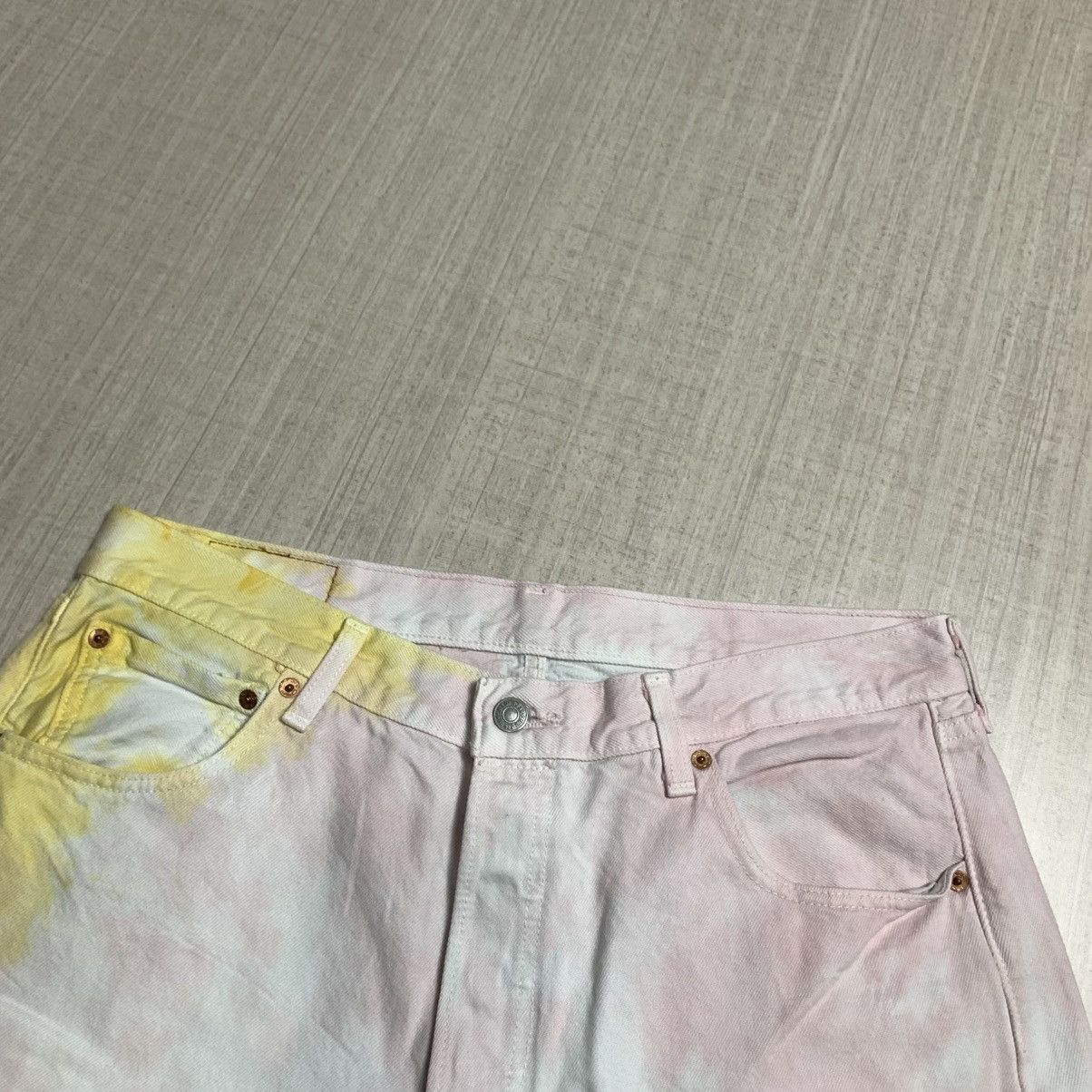 Levi's Levi's minimalist white denim 3/4 short Size US 35 - 4 Thumbnail