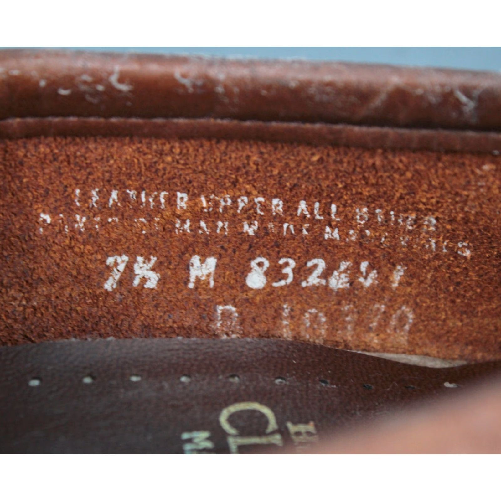 Hush Puppies VINTAGE Men's Hush Puppies Leather Loafers 70s Brown Size 7.5 M Mens 70s Loafers Leather Brown Hush Puppies 1970s Shoe Size ONE SIZE - 7 Thumbnail