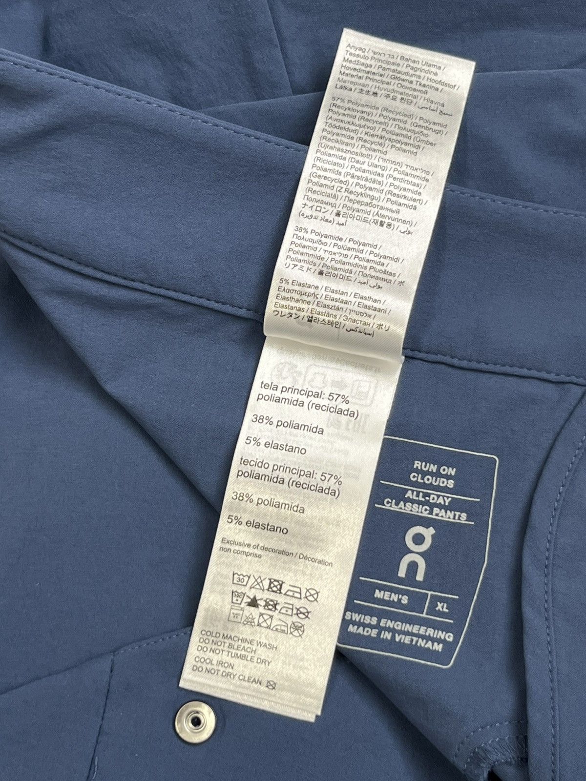 On Run On Clouds All Day Classic Pants Size US 38 / EU 54 - 15 Thumbnail