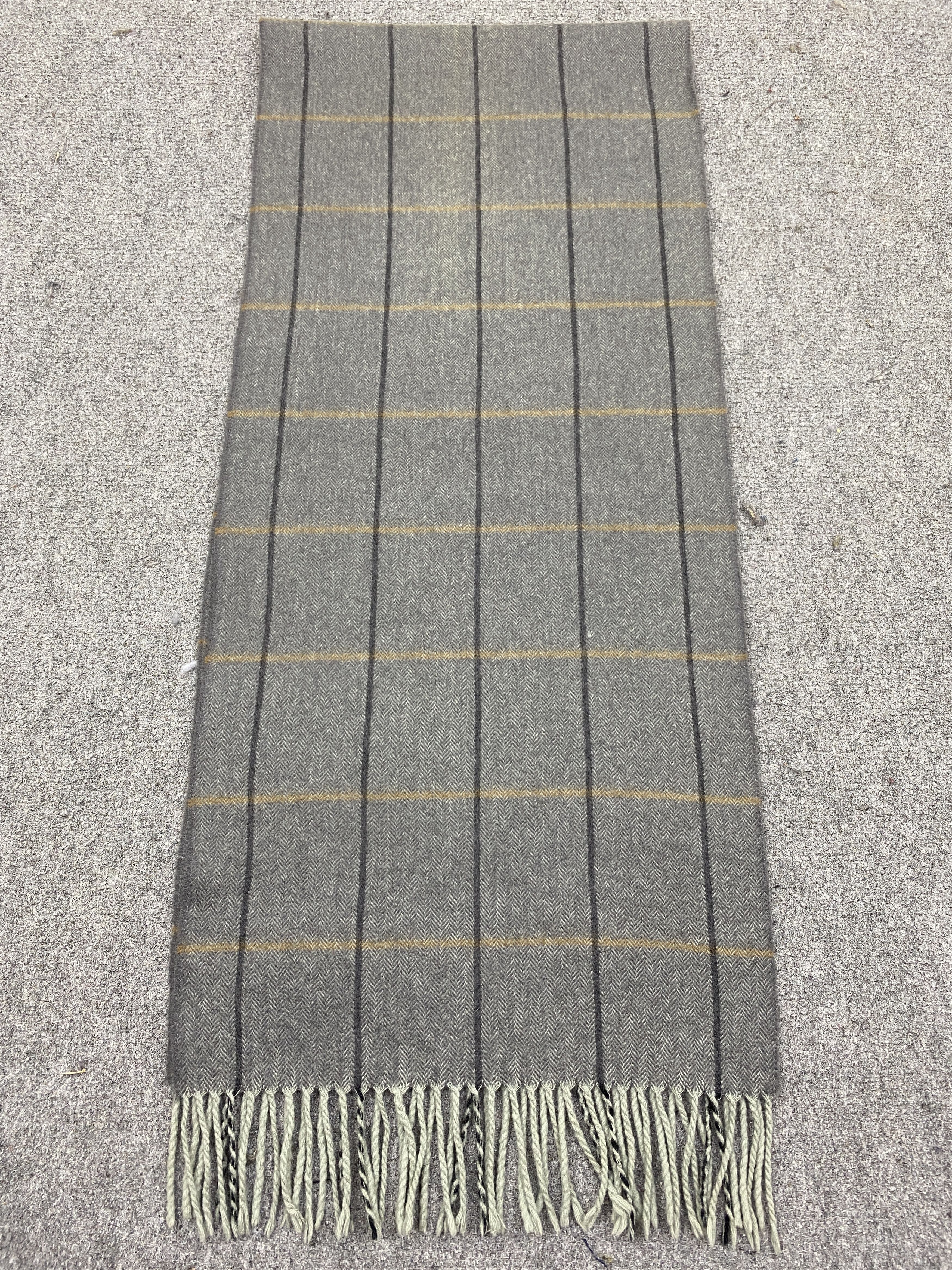 Nina Ricci Nina Ricci Scarf / Muffler / Neckwear P056 Size ONE SIZE - 6 Thumbnail