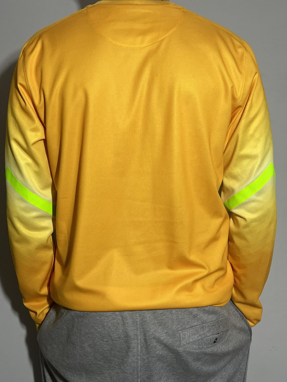 Nike Nike England Team Goalkeeper Soccer Jersey 2014 Blokecore Size US L / EU 52-54 / 3 - 6 Thumbnail